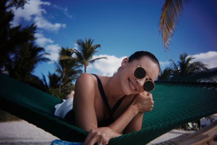 🌴☀️ Dreaming of sun-soaked days in paradise? Check out Celebrity's 2027/2028 Caribbean sailings and experience the Perfect Day at Coco Cay! Picture yourself lounging in hammocks, soaking up the sun, and enjoying the tropical vibes as you relax on th