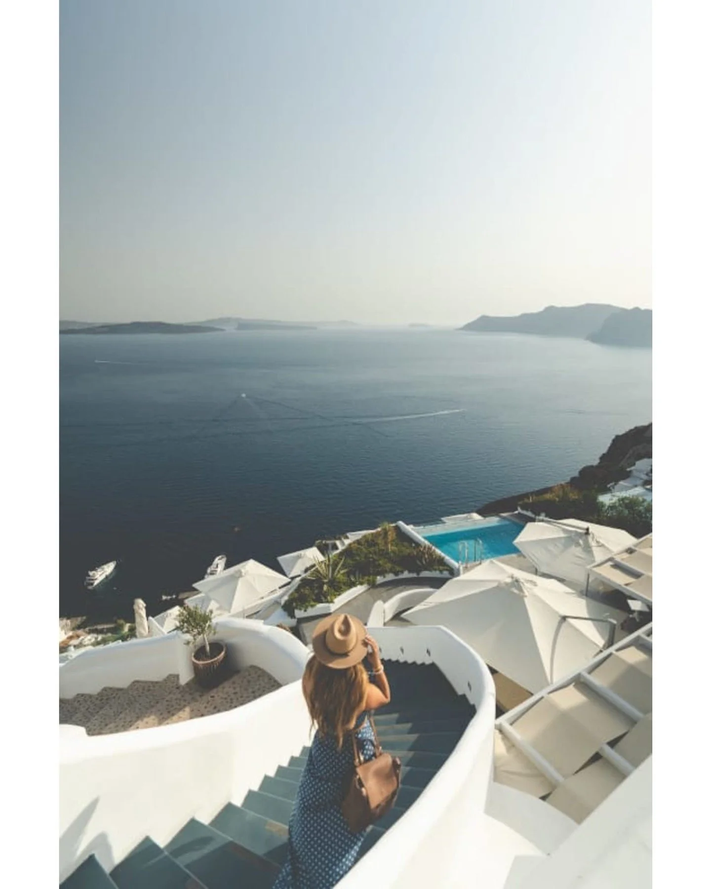 Whitewashed cliffs, brilliant blues, and views that feel straight out of a dream, Santorini is calling. 🇬🇷✨ 
Sailing the Mediterranean with Celebrity Cruises means waking up to iconic islands, breathtaking architecture, and those famous cliffside s