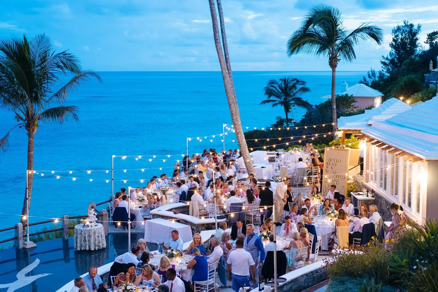 T+D☆&hearts; There&rsquo;s just something soooo special about ending your perfect day on the Longtail Terrace...The most stunning dining view our island has to offer + dancing the night away until you literally forget what time it is&hellip; The vibe