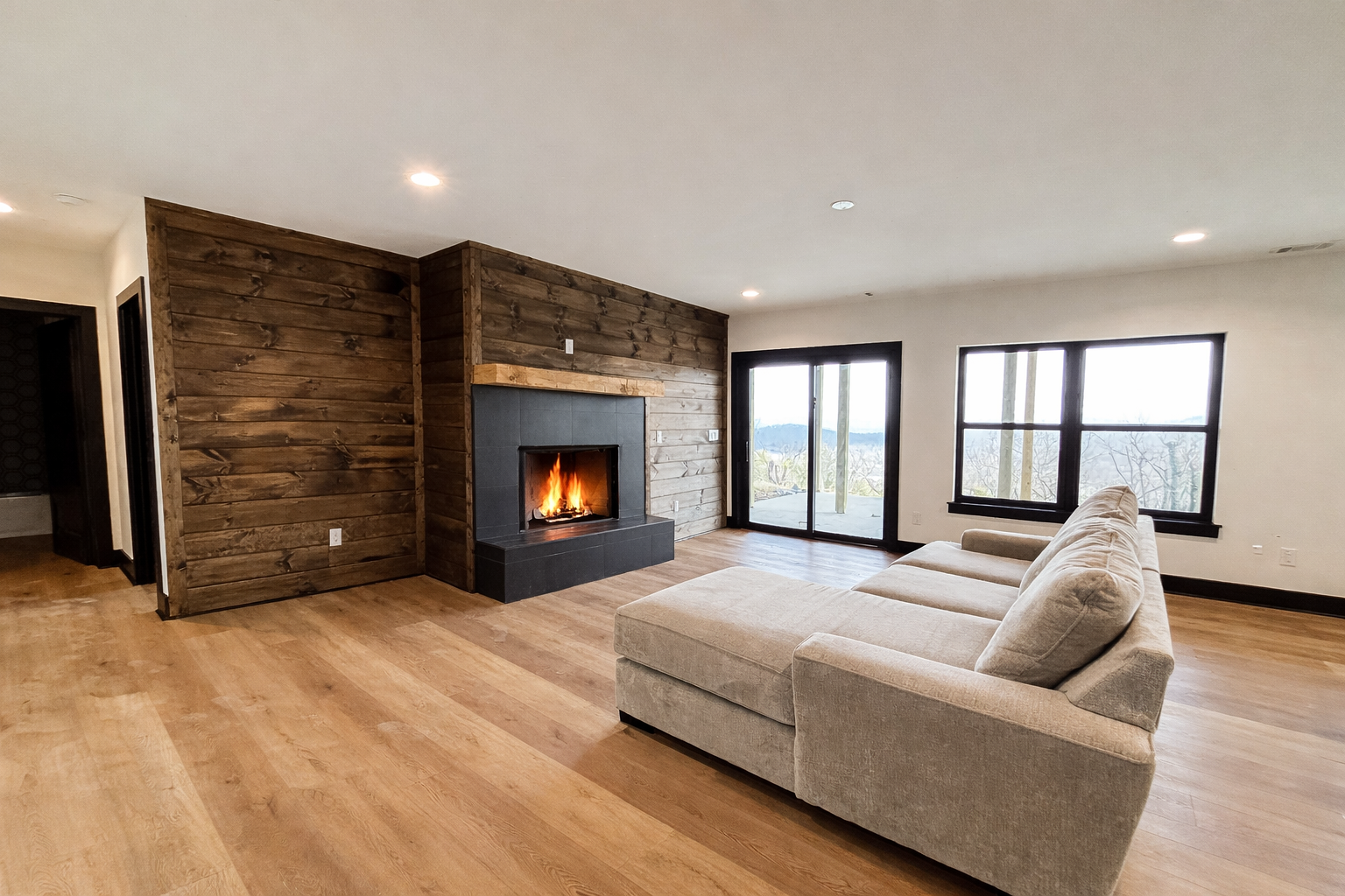 LomnardiHome2(2).png