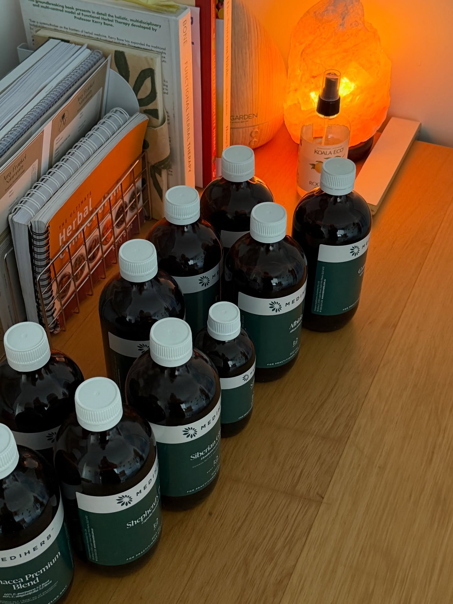 some moments of joy amongst the chaos. v grateful to be busy but v much needing constant support for them adrenals rn // hope you are all getting in that adrenal support this month also x