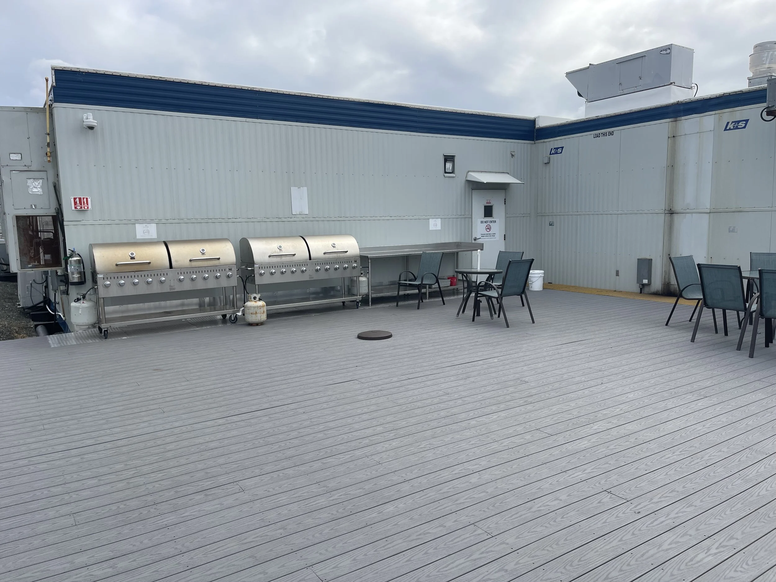 18 Outdoor Grill Patio.jpeg