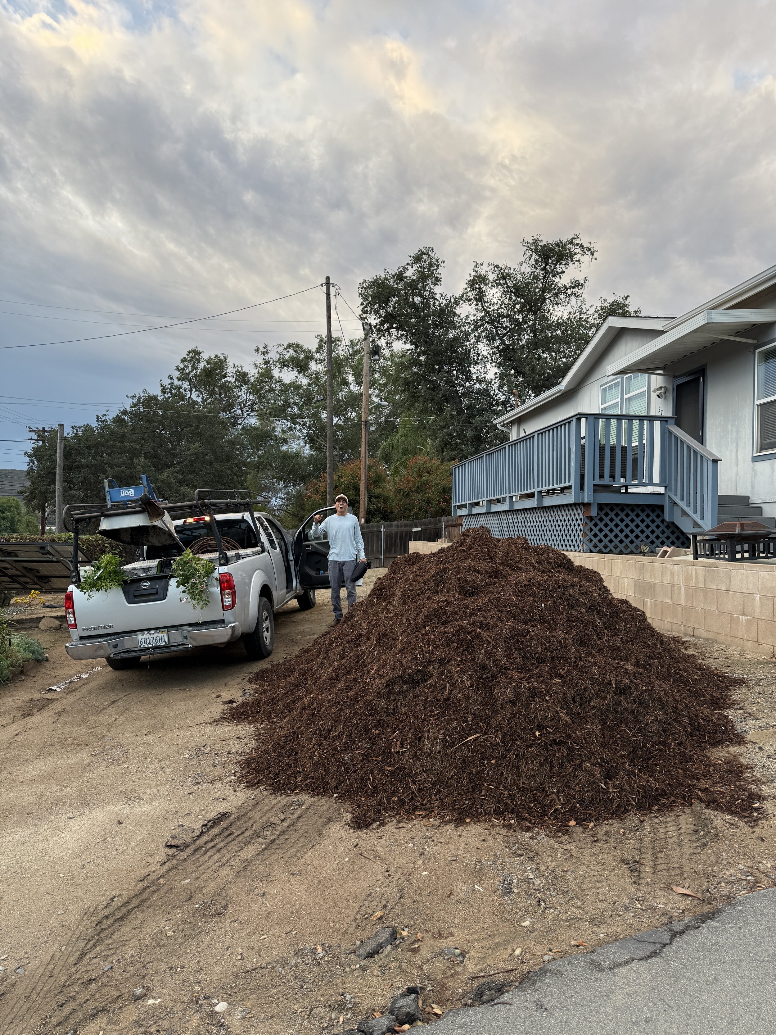 Mulch Installation in North County San Diego | Goodman's Landscaping