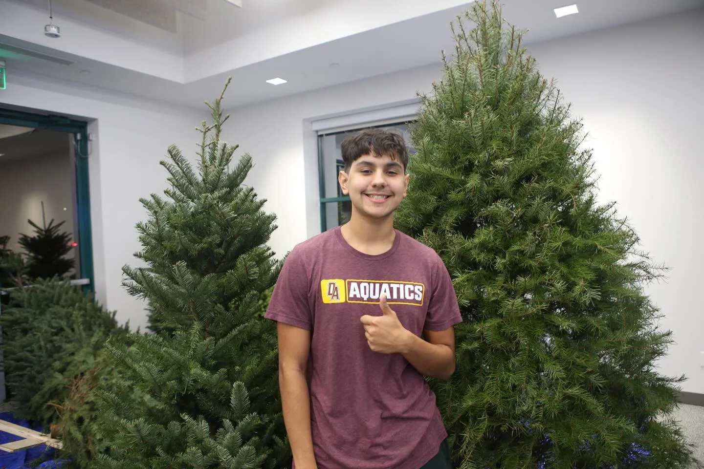 🎄 To Bring the Holidays Home 🎄

Thanks to @gileadsciences and their generous donation of beautiful live trees, we were able to host a Christmas tree drive and bring the joy of a meaningful holiday tradition to mentees and their families! 🩵

Feelin