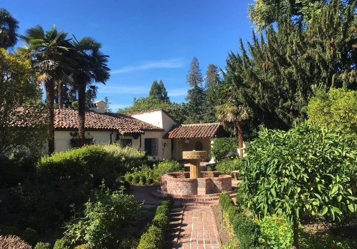 🌿 An exclusive invitation 

Each year, Friends for Youth hosts a special Appreciation Event to celebrate members of our #BestiesClub🩵

This year, we&rsquo;re bringing the celebration to Allied Arts Guild in Menlo Park&mdash;a historic garden oasis 