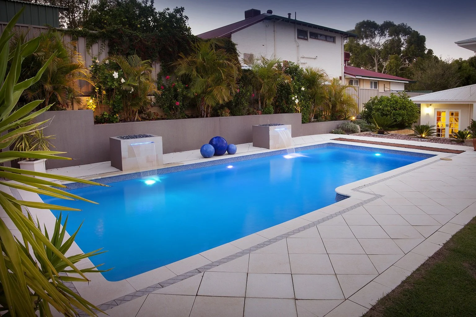 Tasman – 9.5m x 4.4m