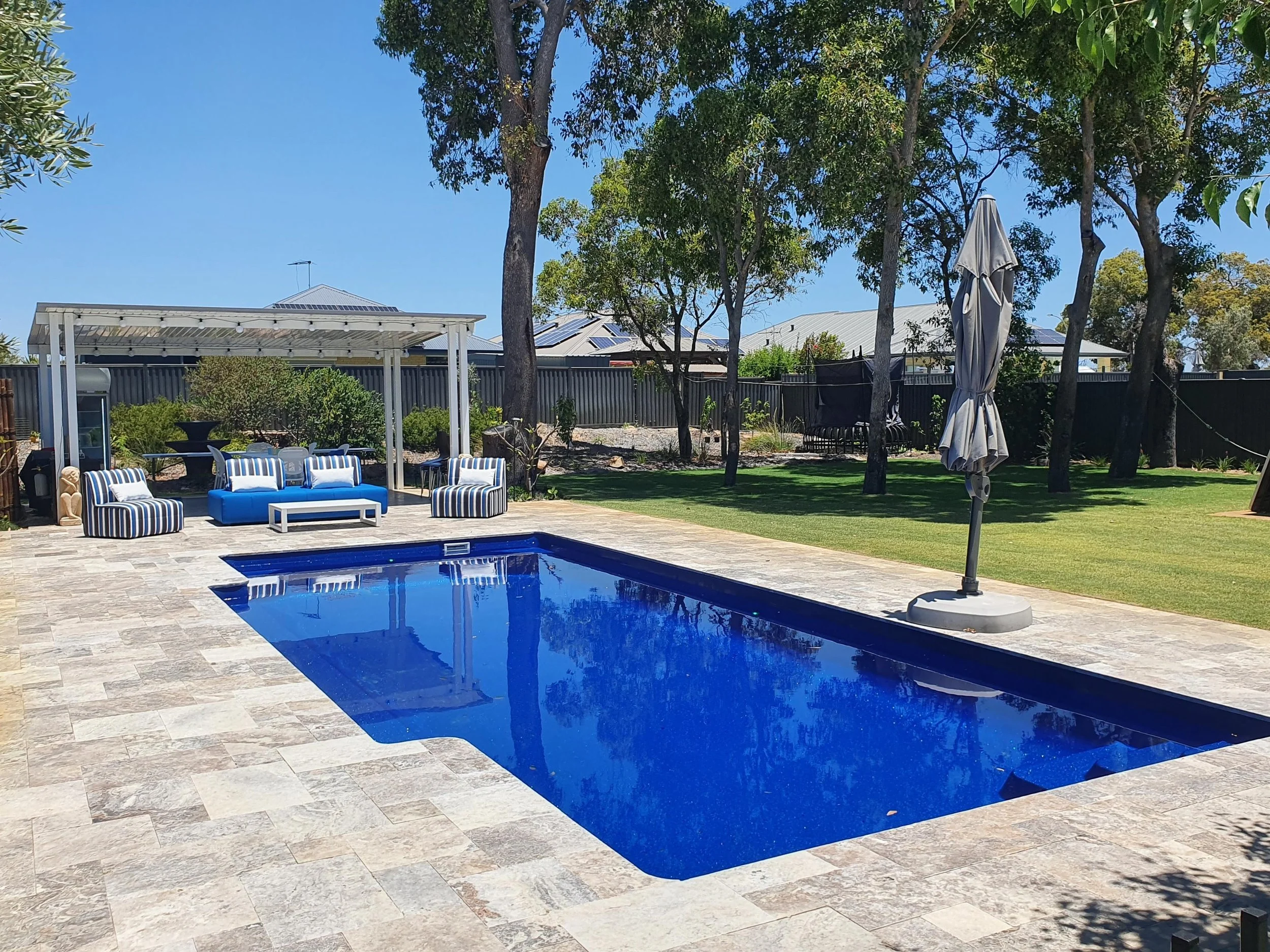 Caribbean – 9.5m x 4.1m