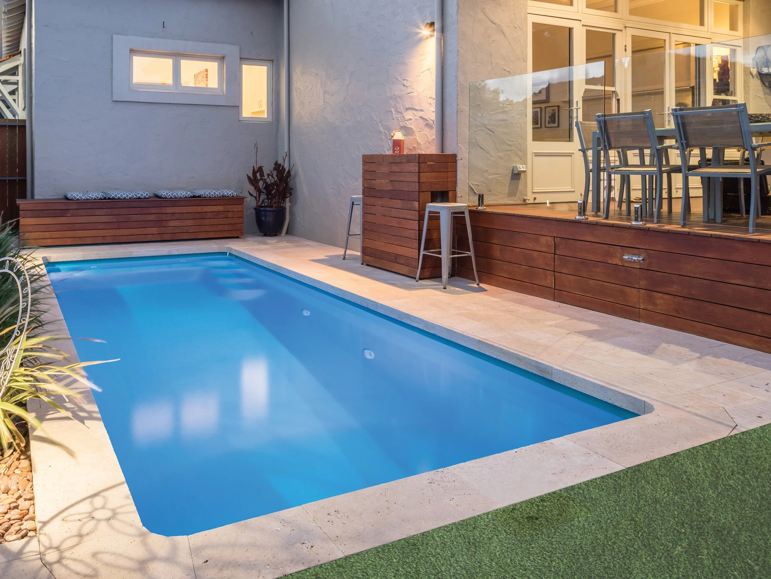 Biscay – 8m x 2.1m