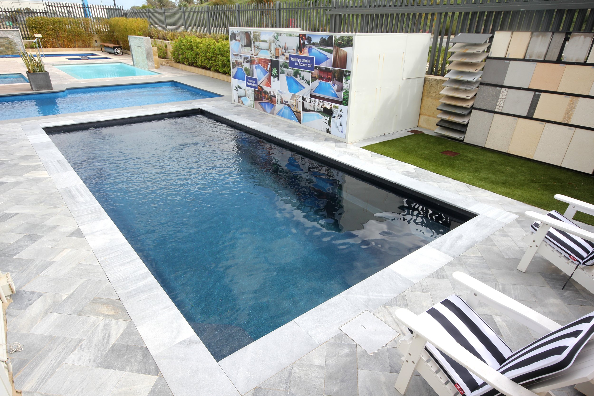 Napoleon – 7.3m x 3.4m