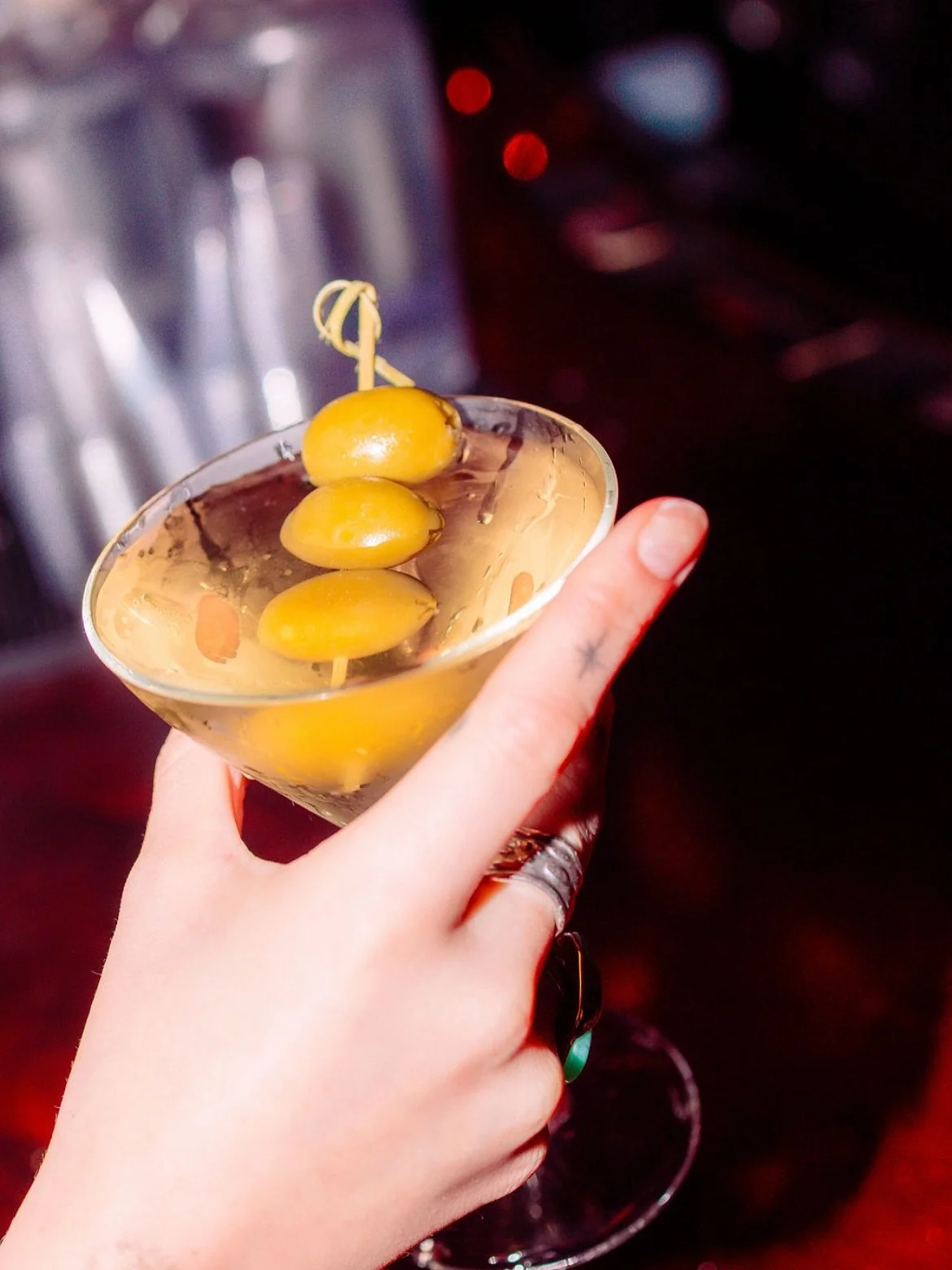 Feet are finally back on the ground from NYFW 😮&zwj;💨 our team had the week of our lives and we can&rsquo;t wait for you to see the content to come 💥 
For now, here&rsquo;s a glance into our afterparty at @tveyenyc 

📸: 
Shots 1-6: @alyssatranbar