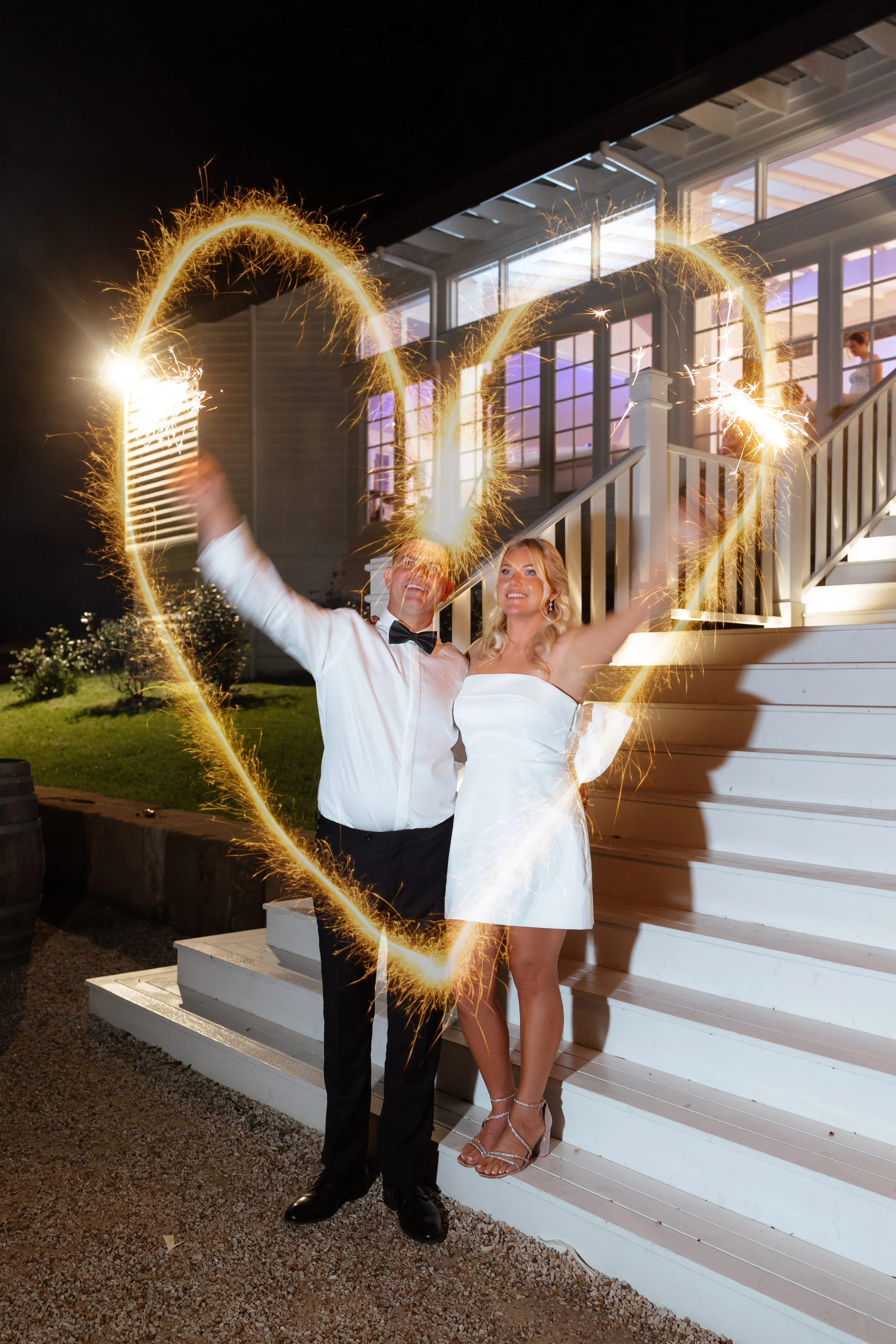 Highlights - Hannah & Chris-89.jpg