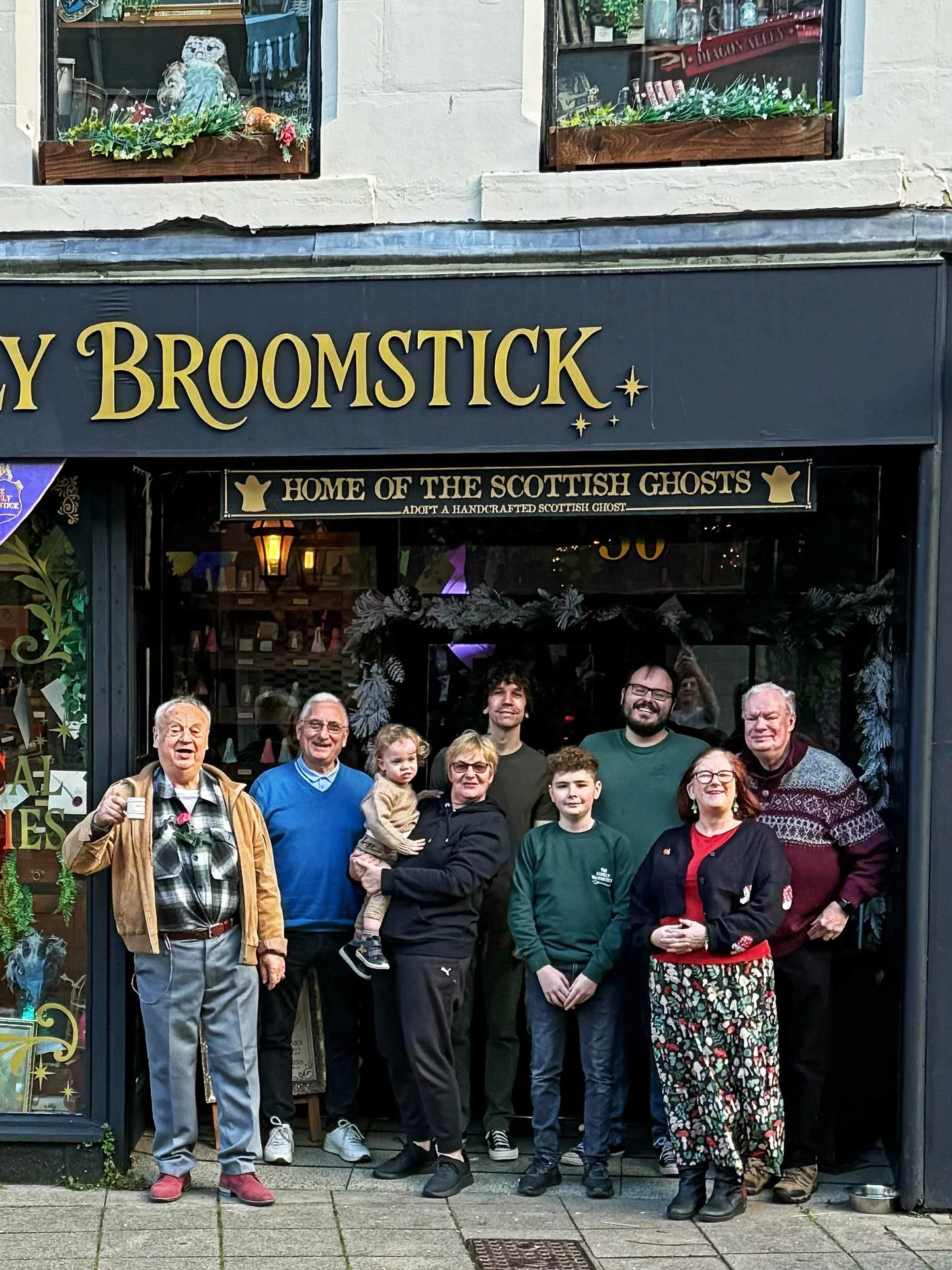 ✨The Lonely Broomstick&rsquo;s 5th Christmas ✨

As we approach our fifth Christmas at The Lonely Broomstick, we can&rsquo;t help but feel a little sentimental. This same wonderful team has been here since the very beginning - with the magical additio