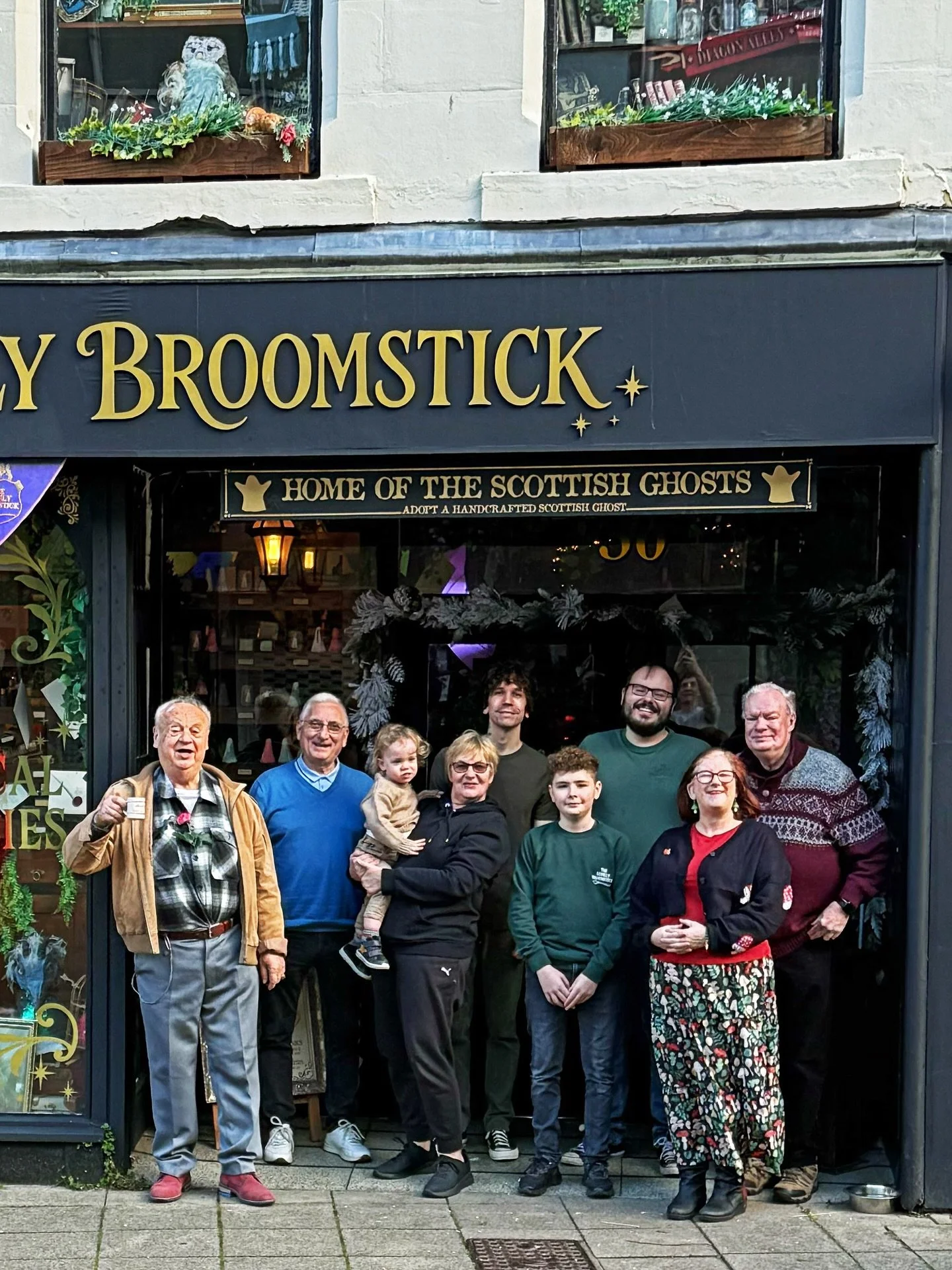 ✨Merry Christmas from everyone at The Lonely Broomstick!✨

Wishing you all the most magical Christmas!