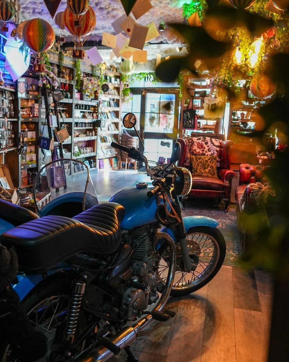 ✨The warmer days are slowly arriving here in beautiful Scotland &amp; we can&rsquo;t wait to welcome you at The Lonely Broomstick!✨

We are open every day of the week!