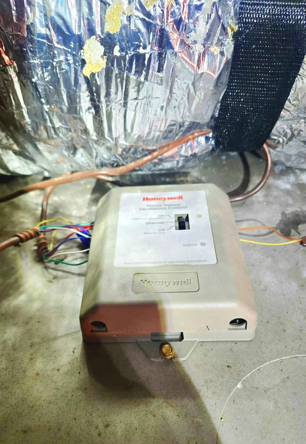 Resetting Ventilation Control Device for a House in Dallas, Texas.