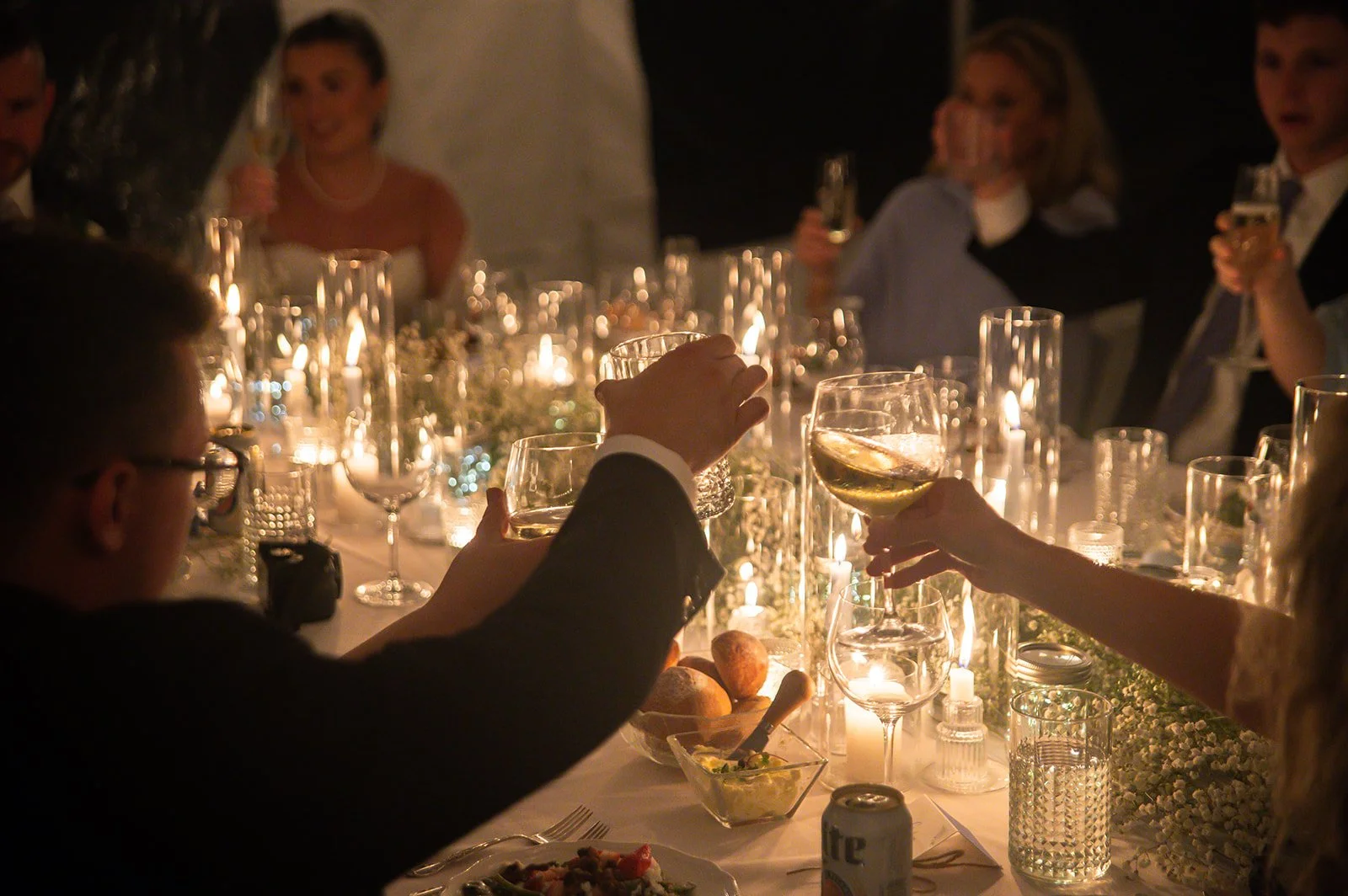 micro-wedding-dinner-table