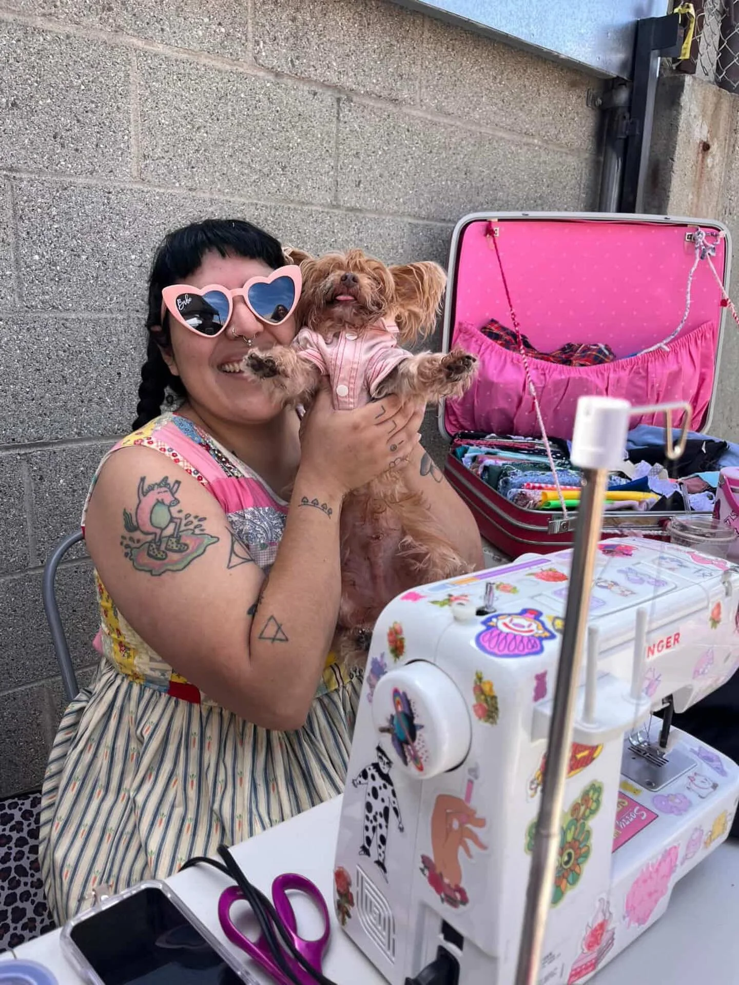 Cini and Scout reminding everyone that @radicalsewingclub meets the first Saturday and the last Wednesday of every month! That&rsquo;s tomorrow!! @confianzacoffee will be serving up coffees matches &amp; more. 

See you at 10am! 

💗