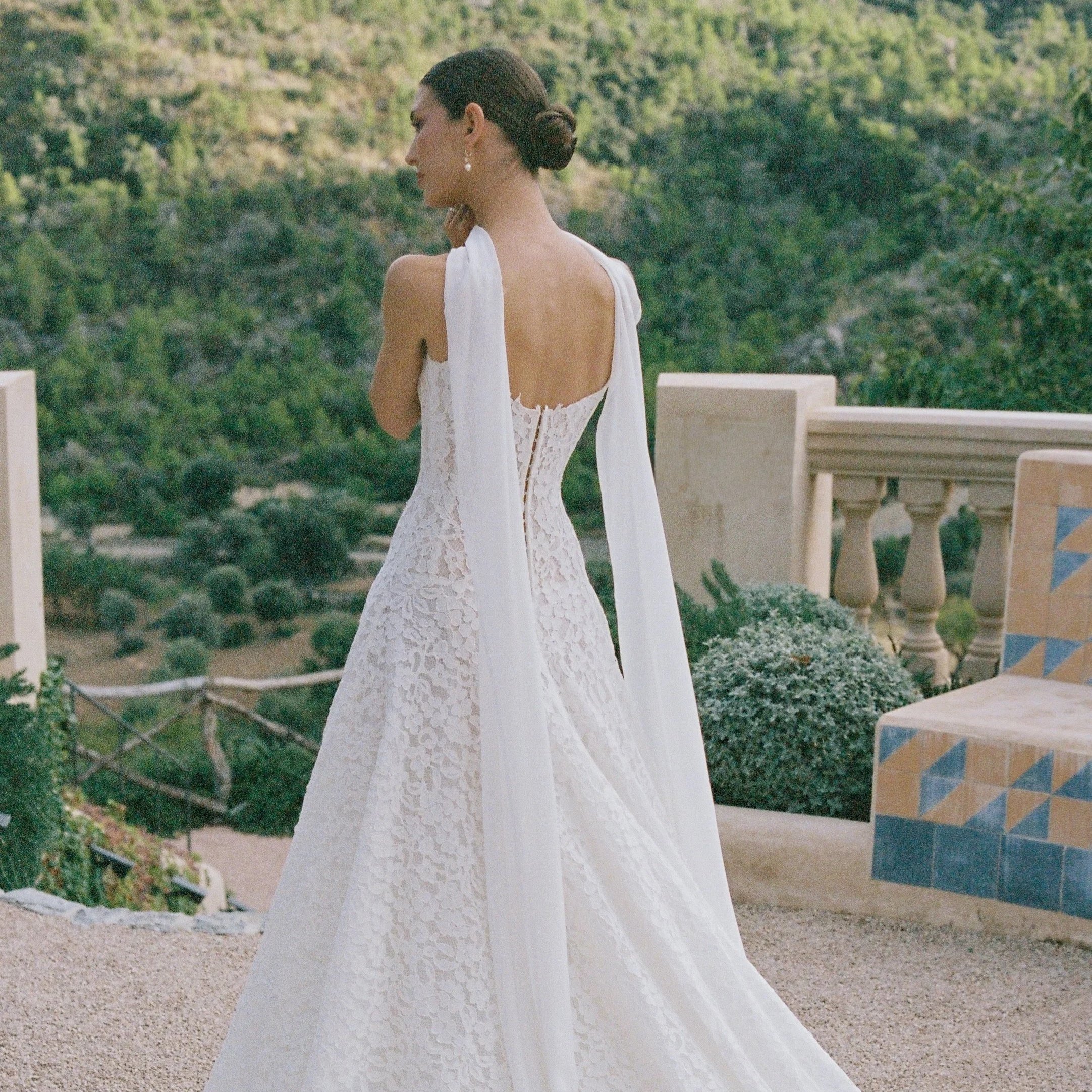 Bridal portrait in Mallorca