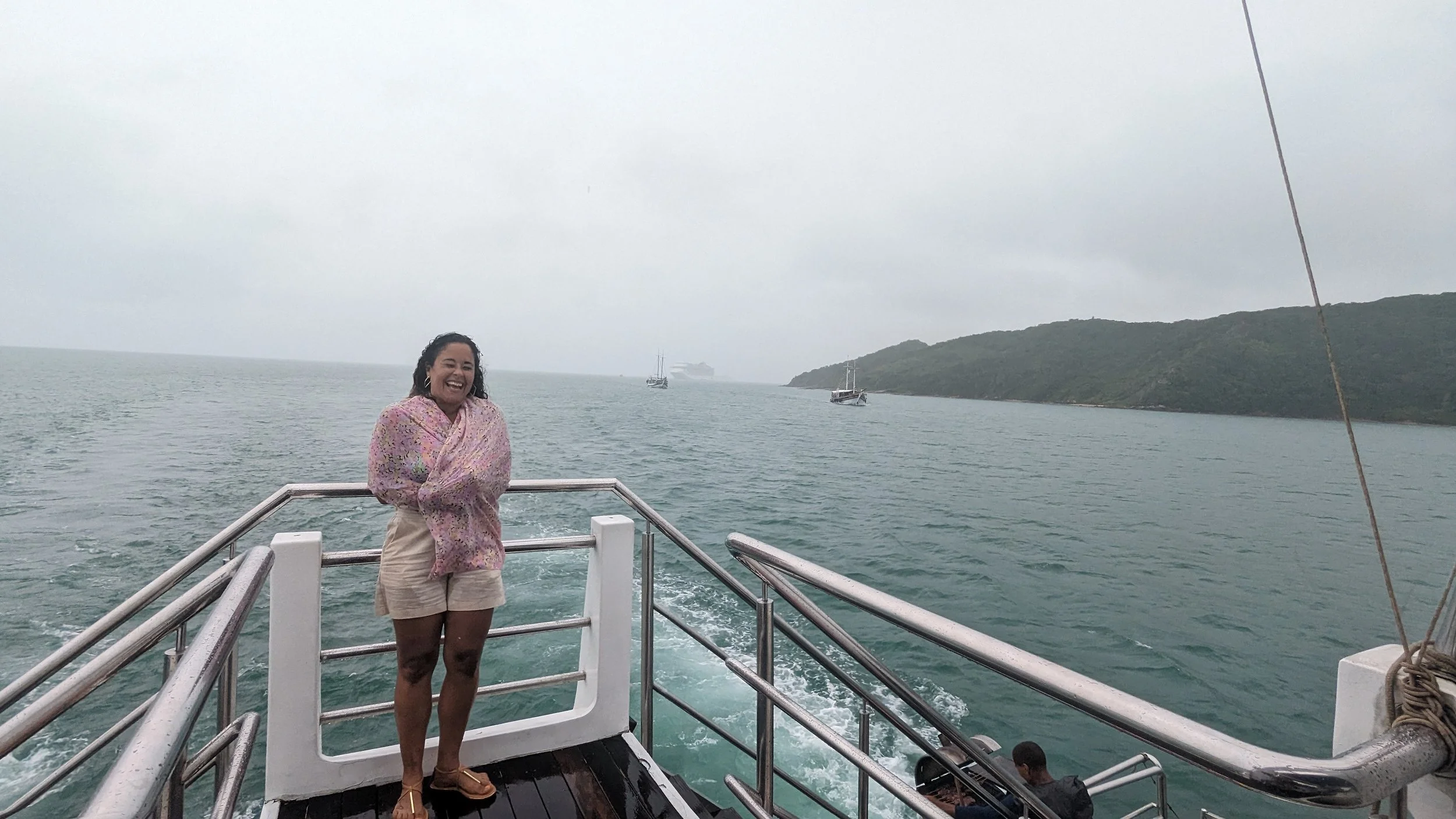 🌍 Travel: My Organized Mess Moving from One Country to Another