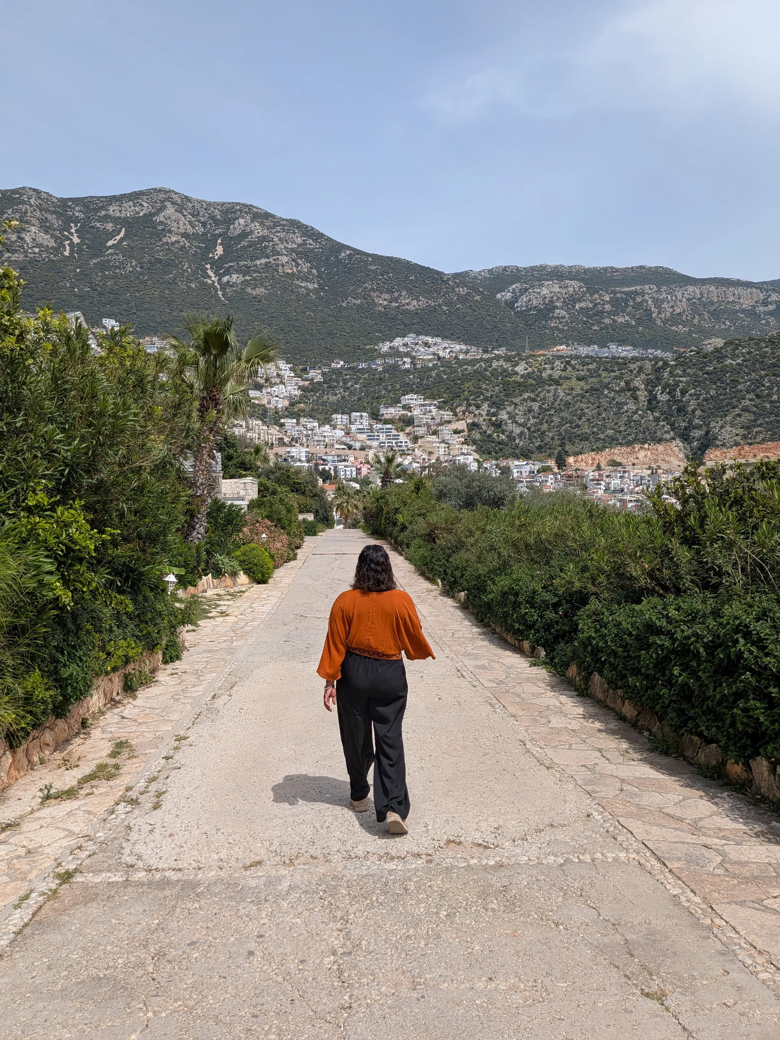 ⛓️‍💥 The Business of Being Free — Post 1