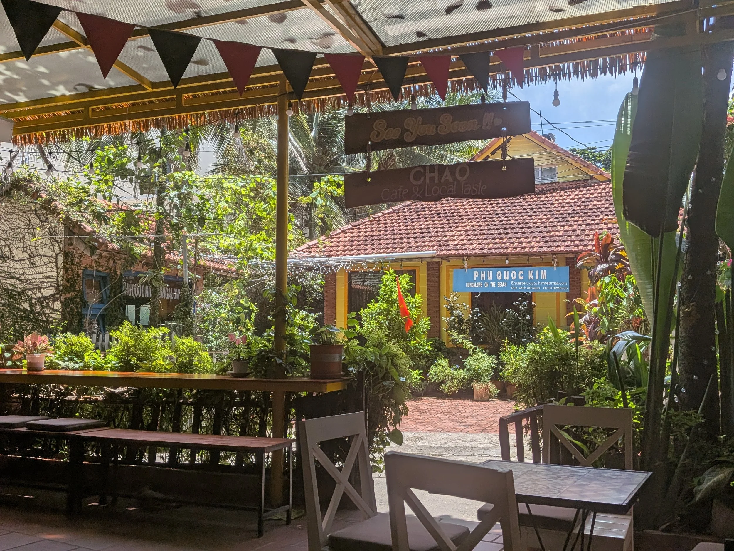 Chao cafe.jpg