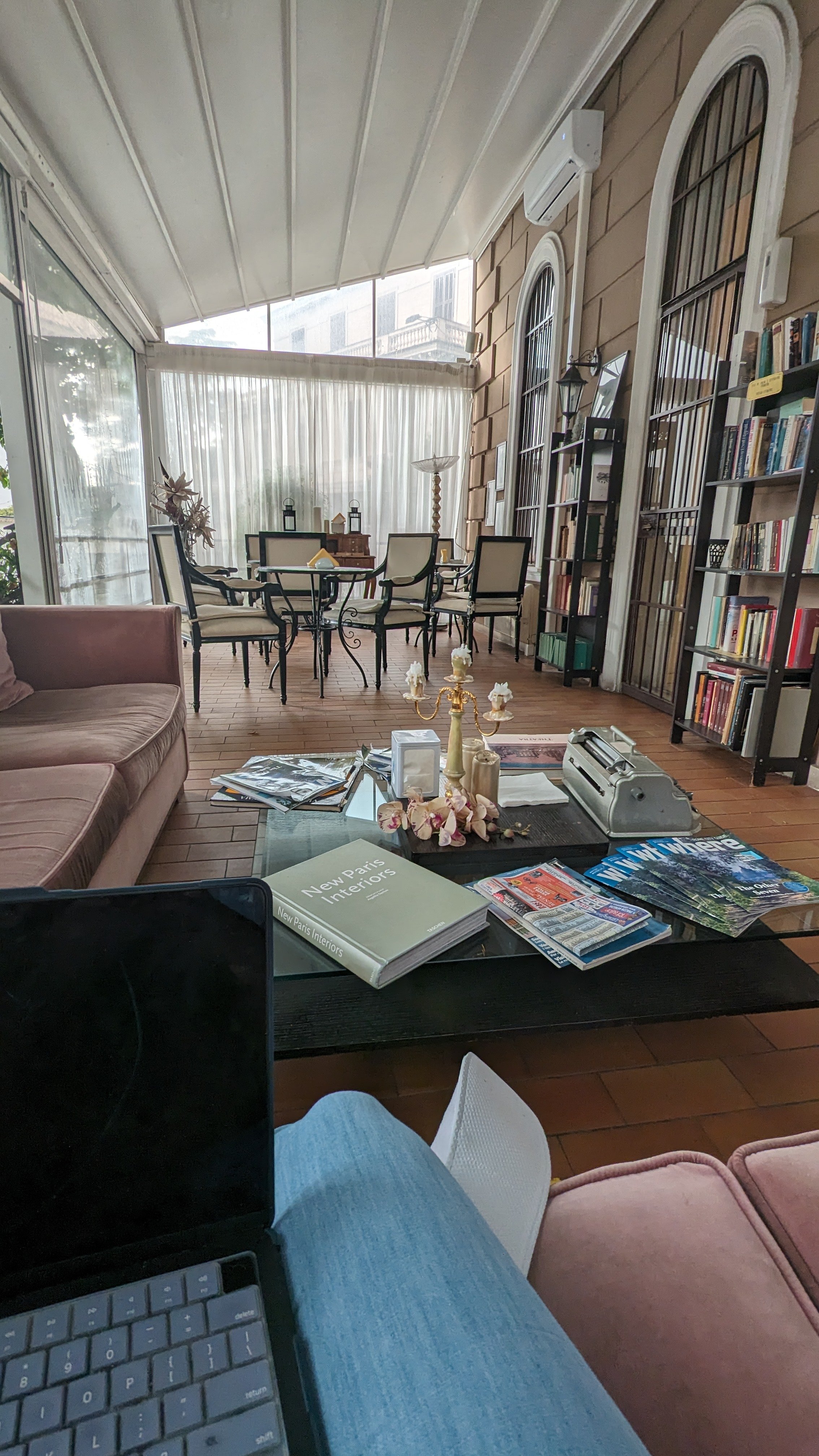 Villa in Rome Desk.jpg