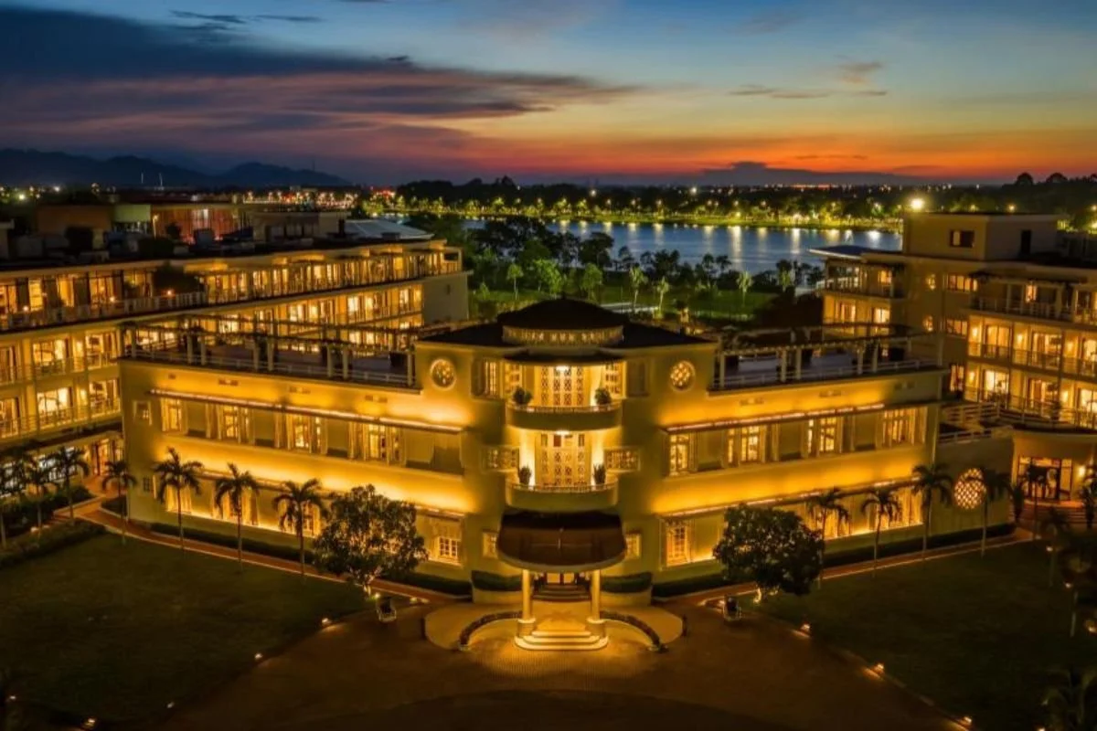 Azerai-La-Residence-Hue