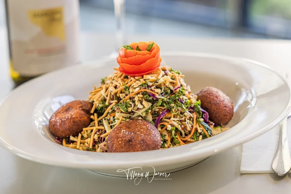 Edamame peanut crunch salad