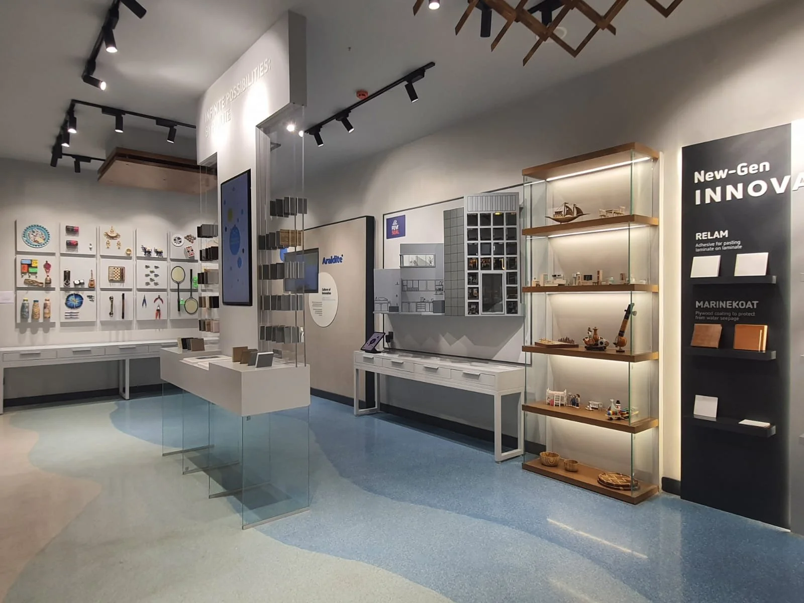 Commercial_Store_Experience_Center_Floor_Design_Blue_Waves_Seamless_Terrazzo