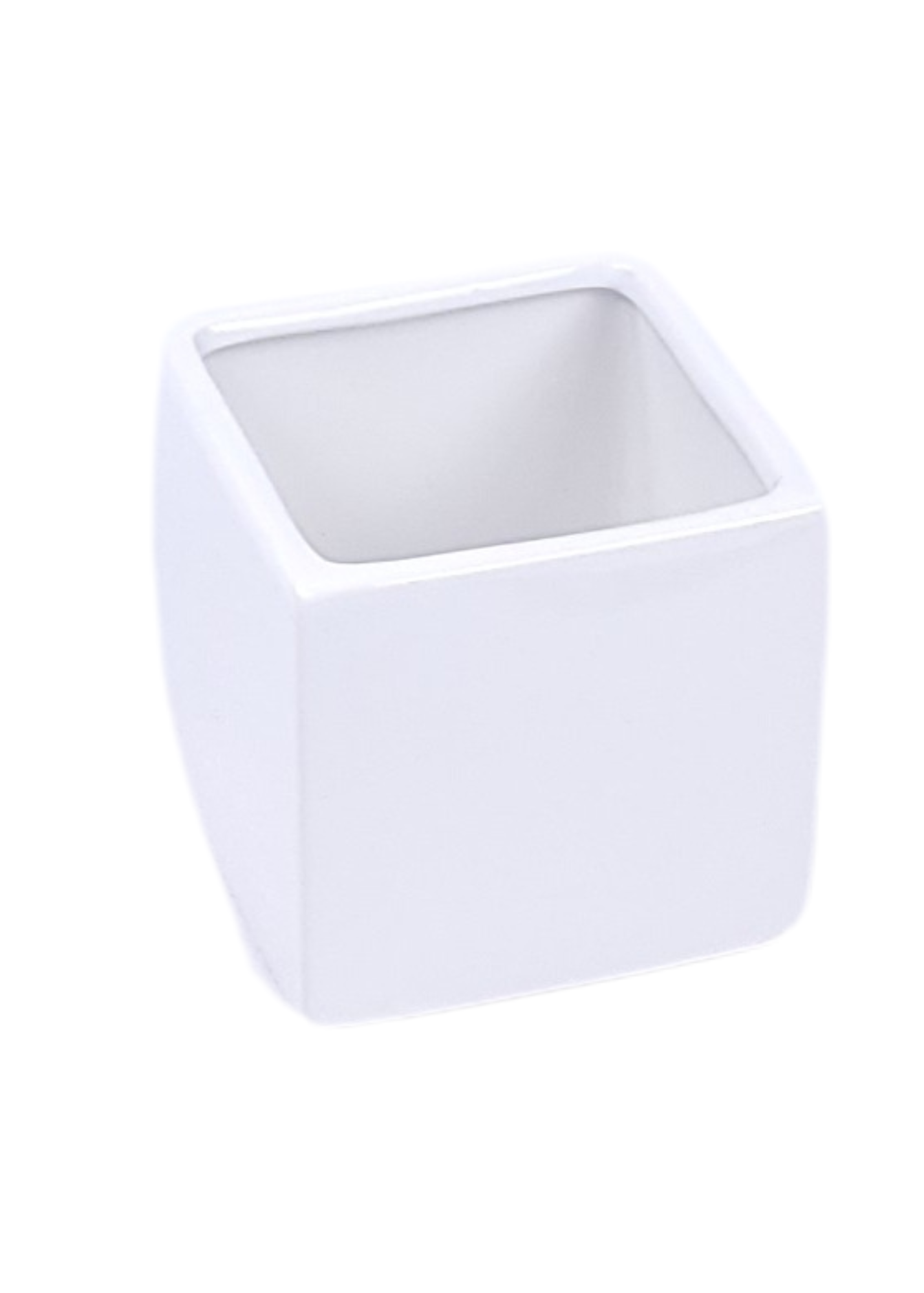 8f7c4796f0544200b499e83b95c29489-760x428-whitesmallcubevessel.png
