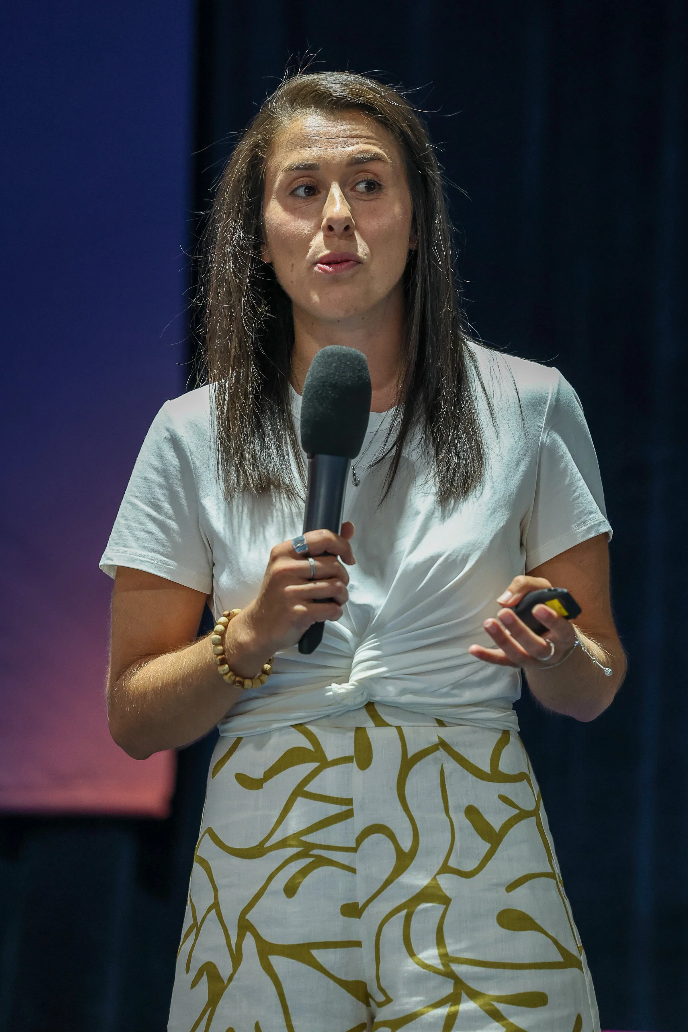 Keynote speaker Kat presenting to students during a school leadership session.
