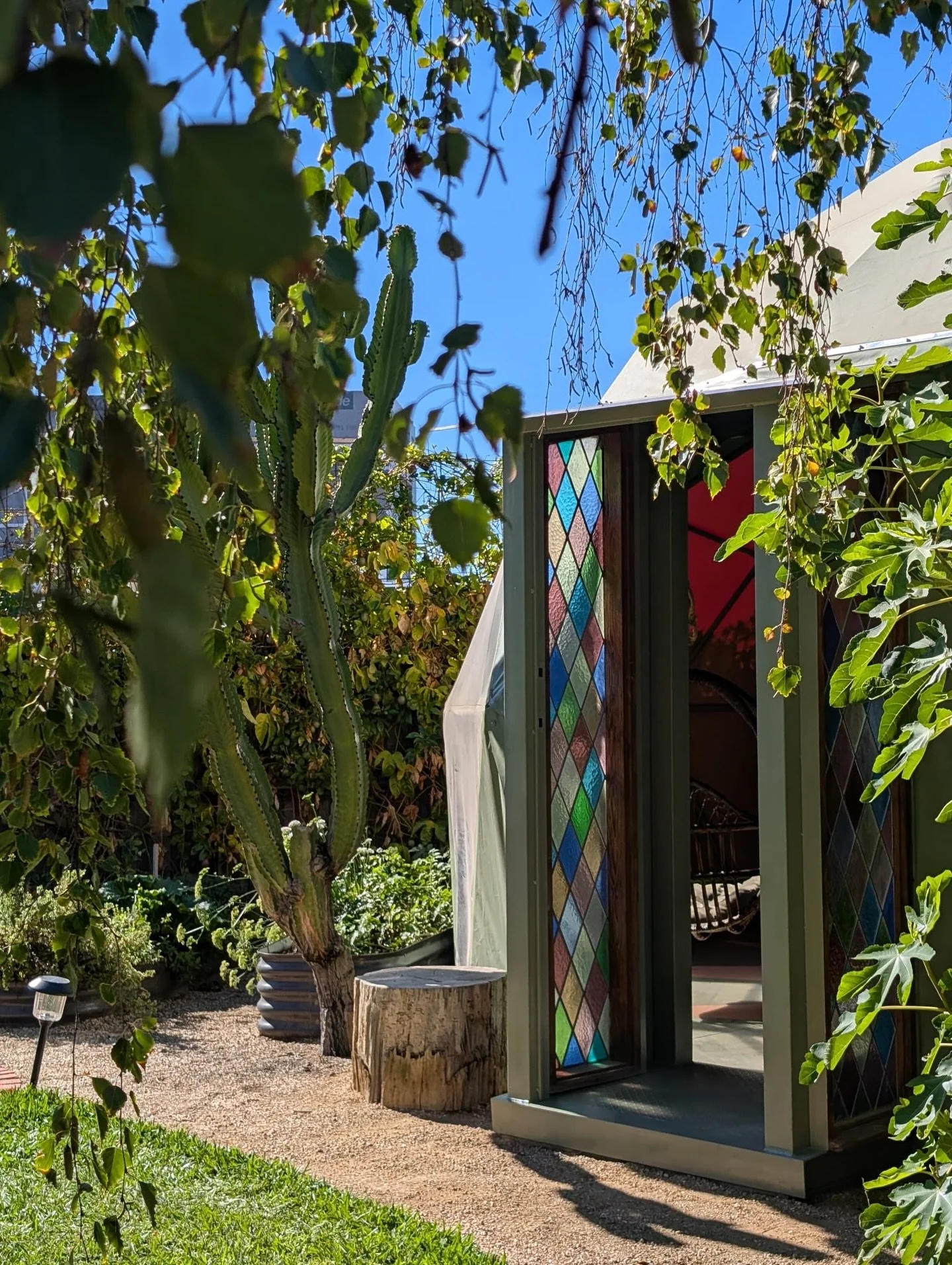 A few little snaps of the new addition 🚪
Like so many things this leadlight and glass entry for the geodesic dome lived in my head for years until resources - and reaching out to my exceptionally clever cousin Matt from Castlemaine&rsquo;s @thesalva