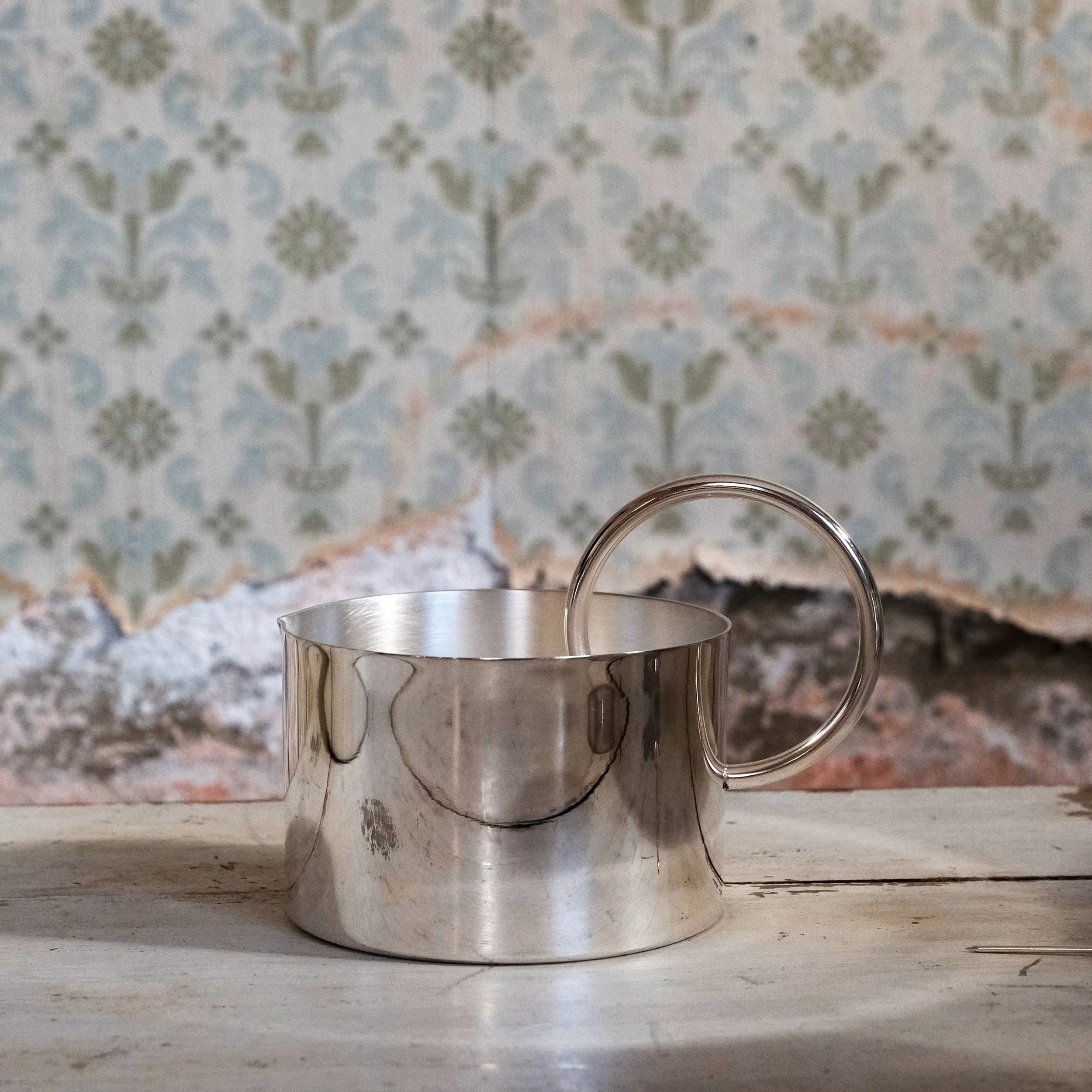 Ring Saucer / Shiny