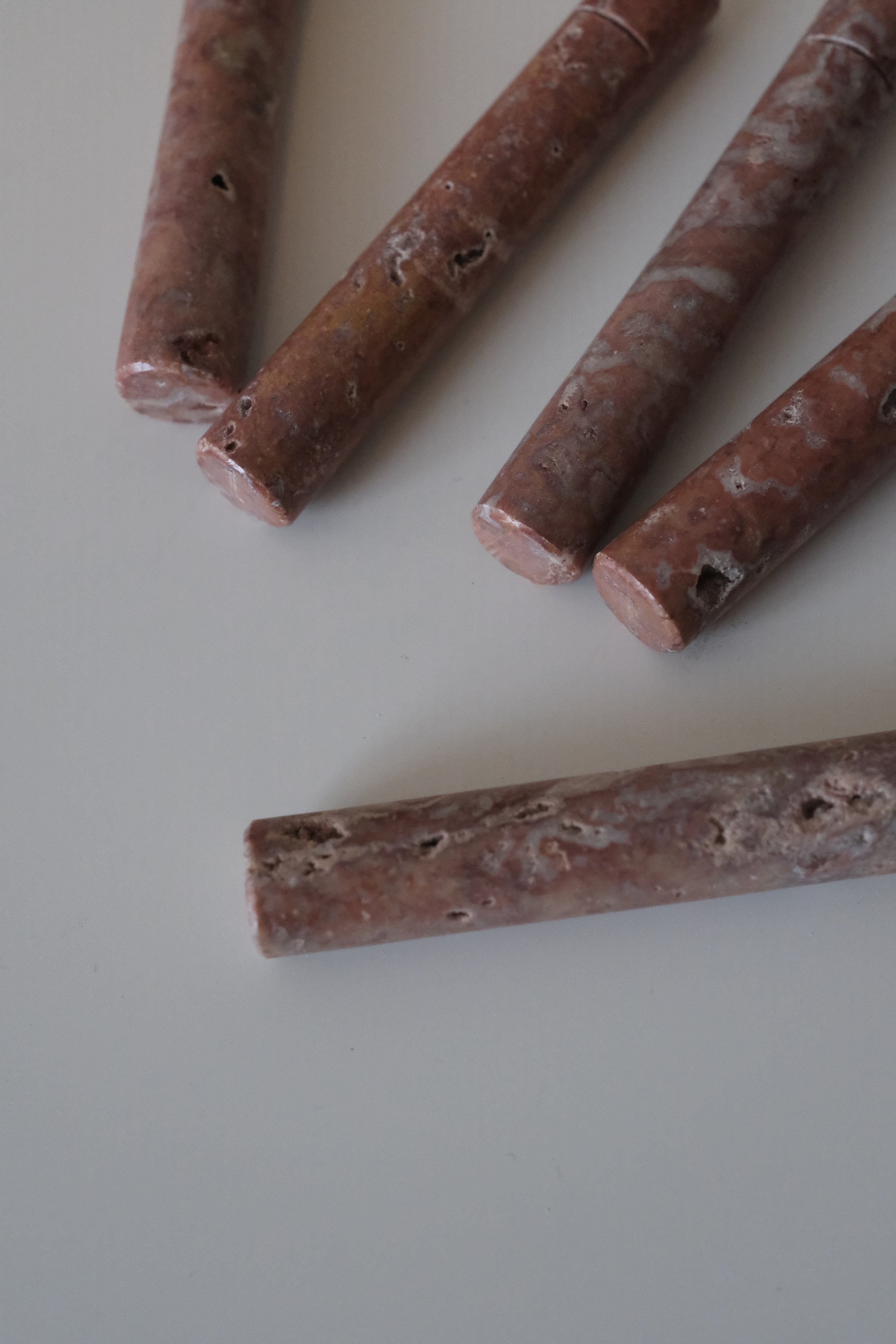 Marble_Cutlery Rests_Travertino Rouge2.JPG
