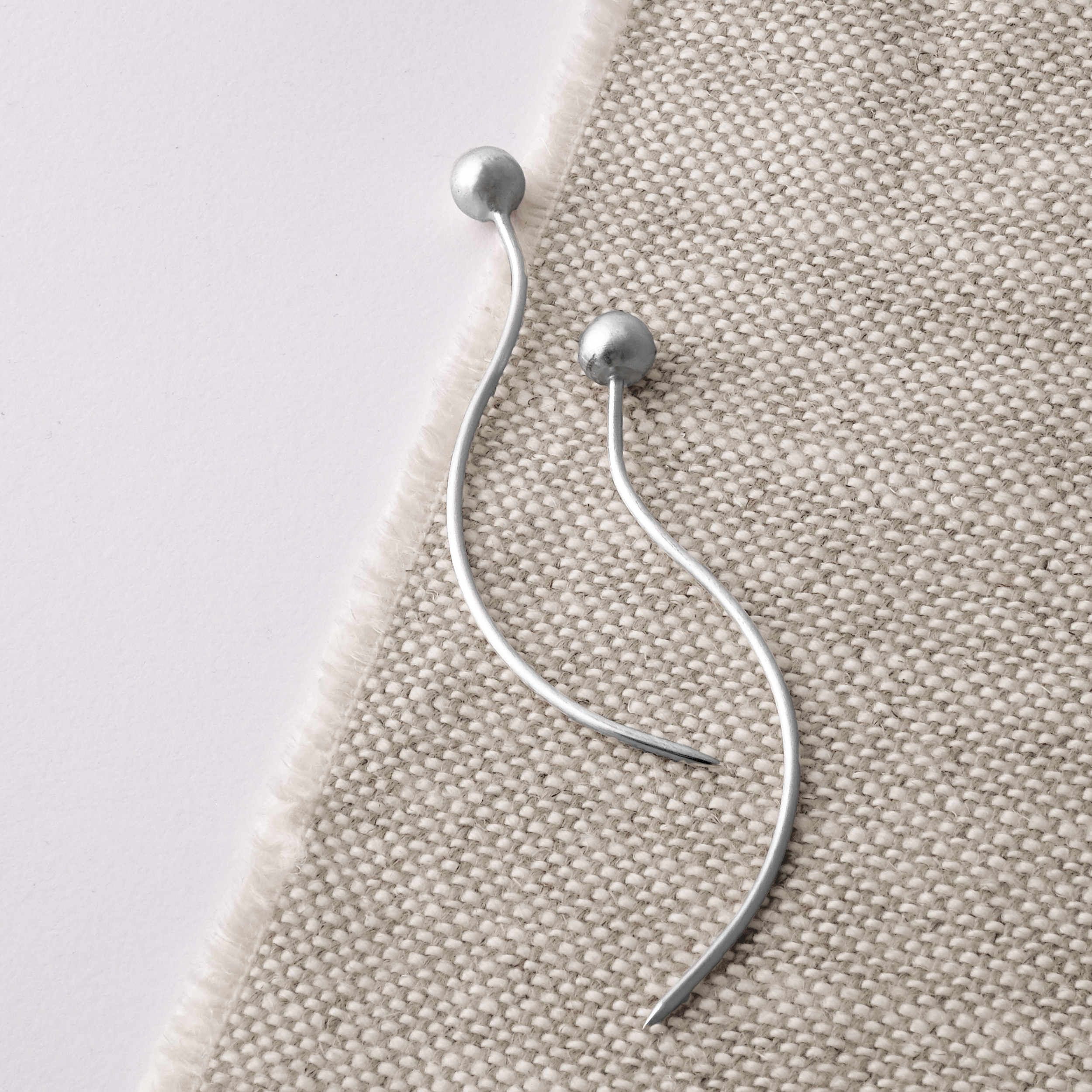 Wavy Serving Sticks Pair / Matte