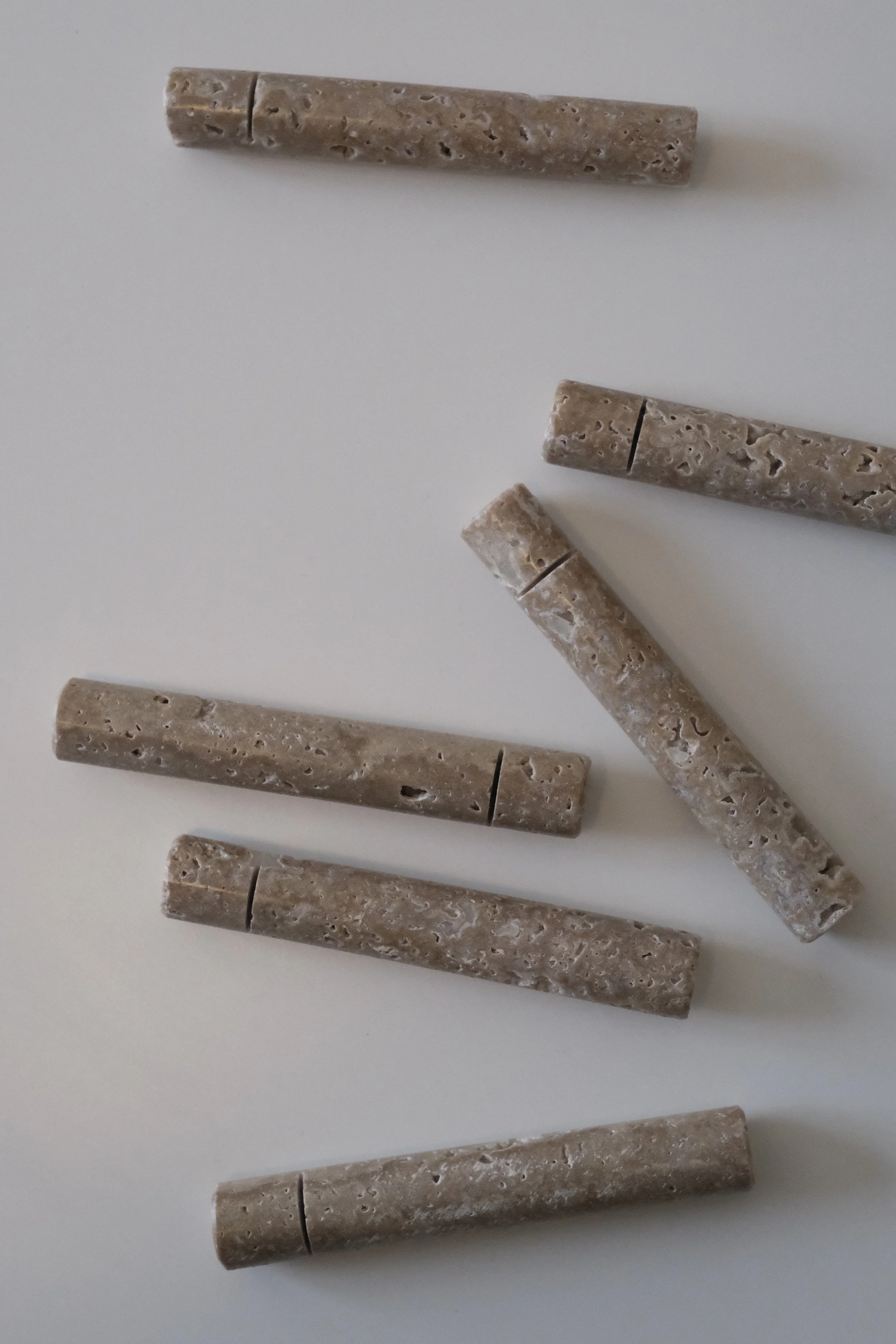Marble_Cutlery Rests_Travertino Classico2.jpg