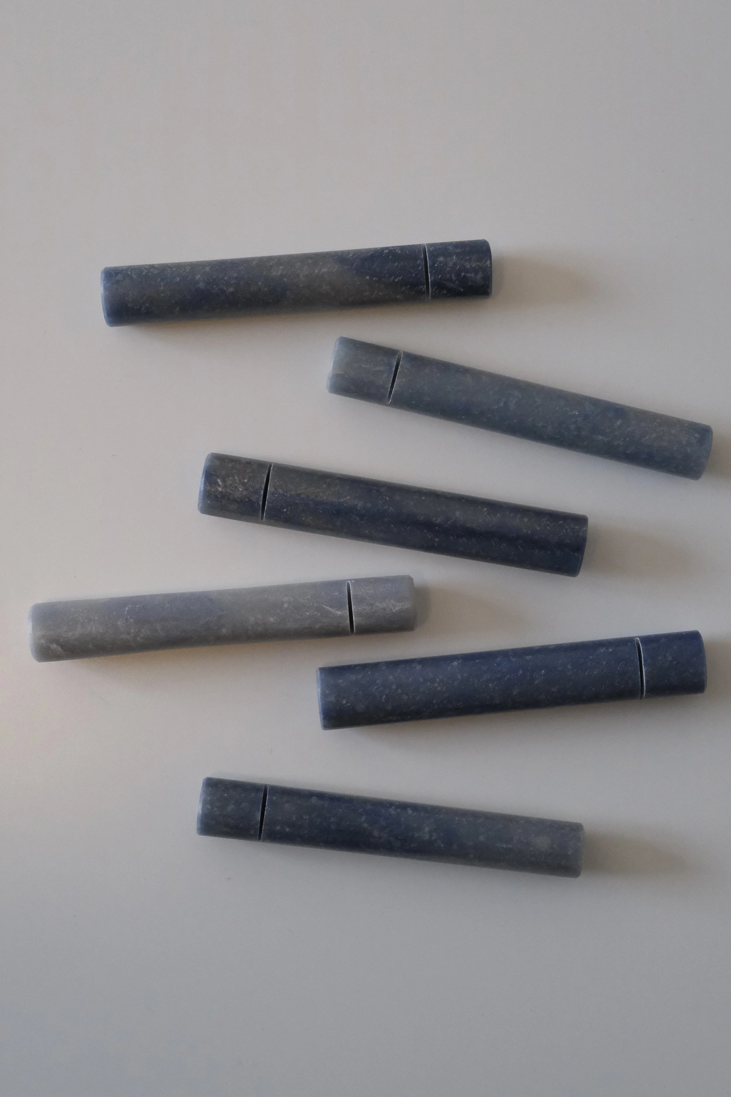 Marble_Cutlery Rests_Macaubas1.jpg