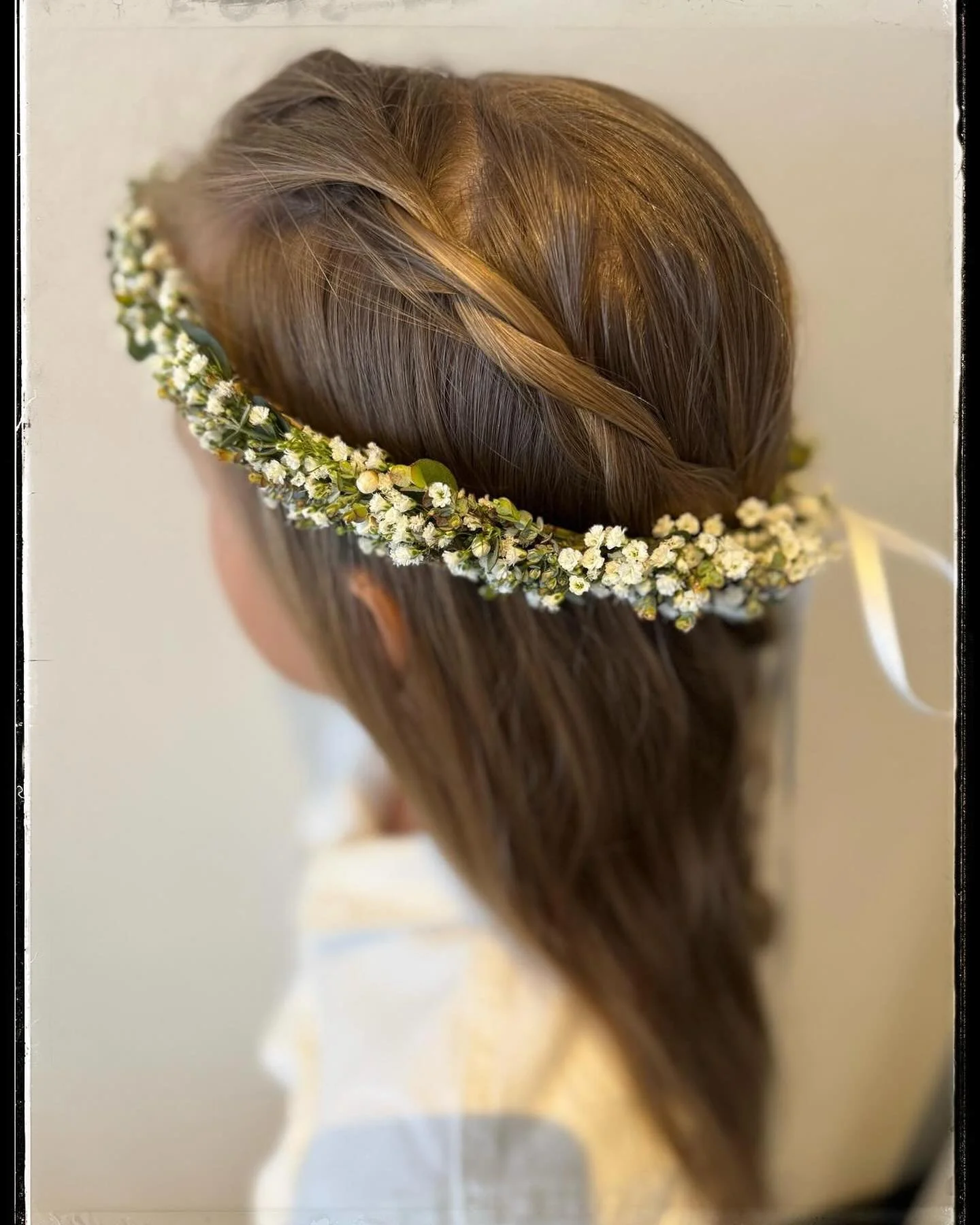 Mir w&uuml;nsched allne wo h&uuml;t 1.Kommunion h&auml;nd ganz en sch&ouml;n&auml; Tag☀️💗🌸

#erstkommunion #haarchr&auml;nzli #schleierkraut #eucaliptus #eifachsch&ouml;n #gn&uuml;sseddetag #bluem&auml;ch&auml;ller