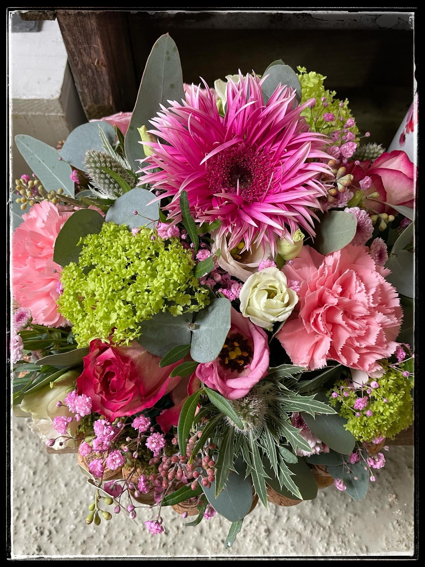 I &uuml;ser&auml; S&auml;lbschtbedienig h&auml;ts &auml;n sch&ouml;ni Uswahl f&uuml;r dini Liebscht&auml;&hearts;️🌺💗🌸&hearts;️ @bluemaechaeller