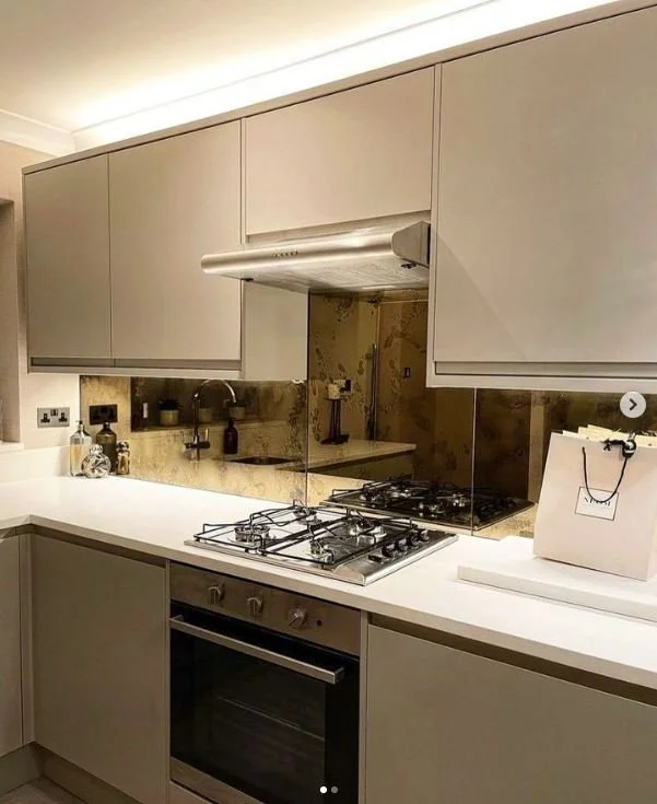 bronze marble antique splashback.JPG