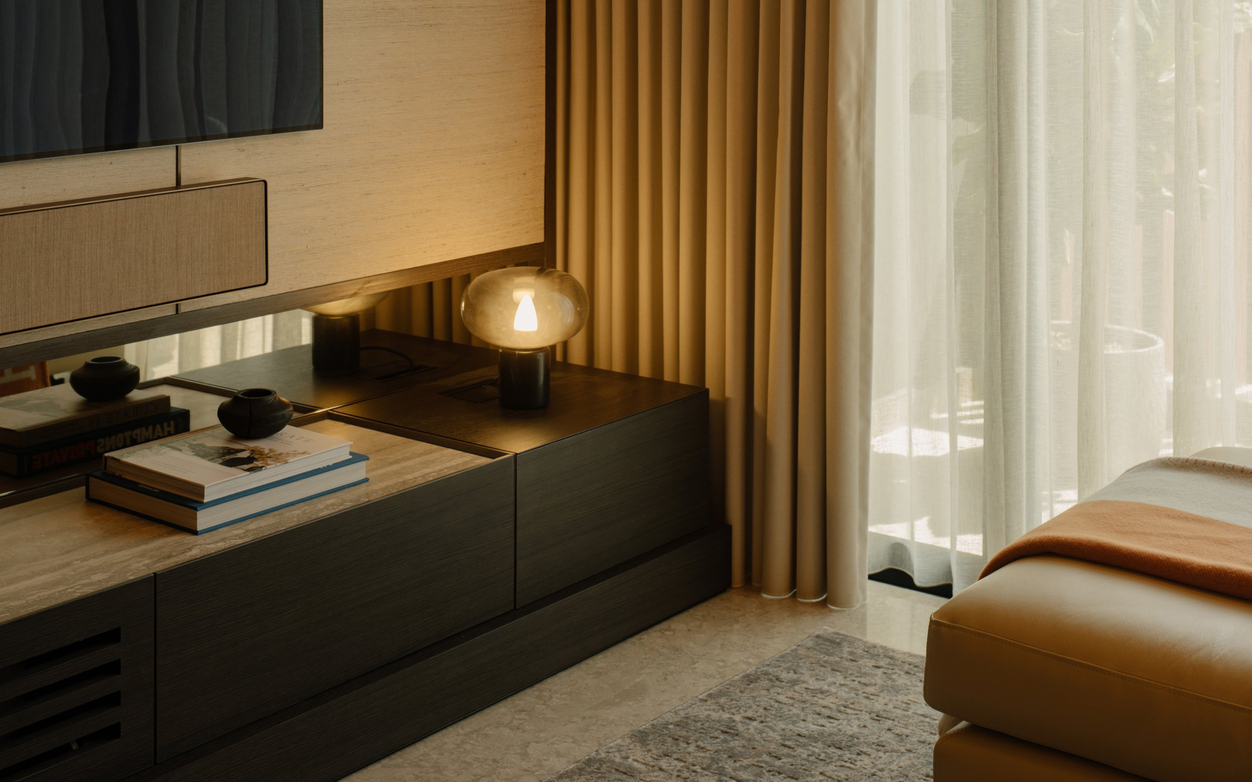 ROYALGREEN - C&J RESIDENCE