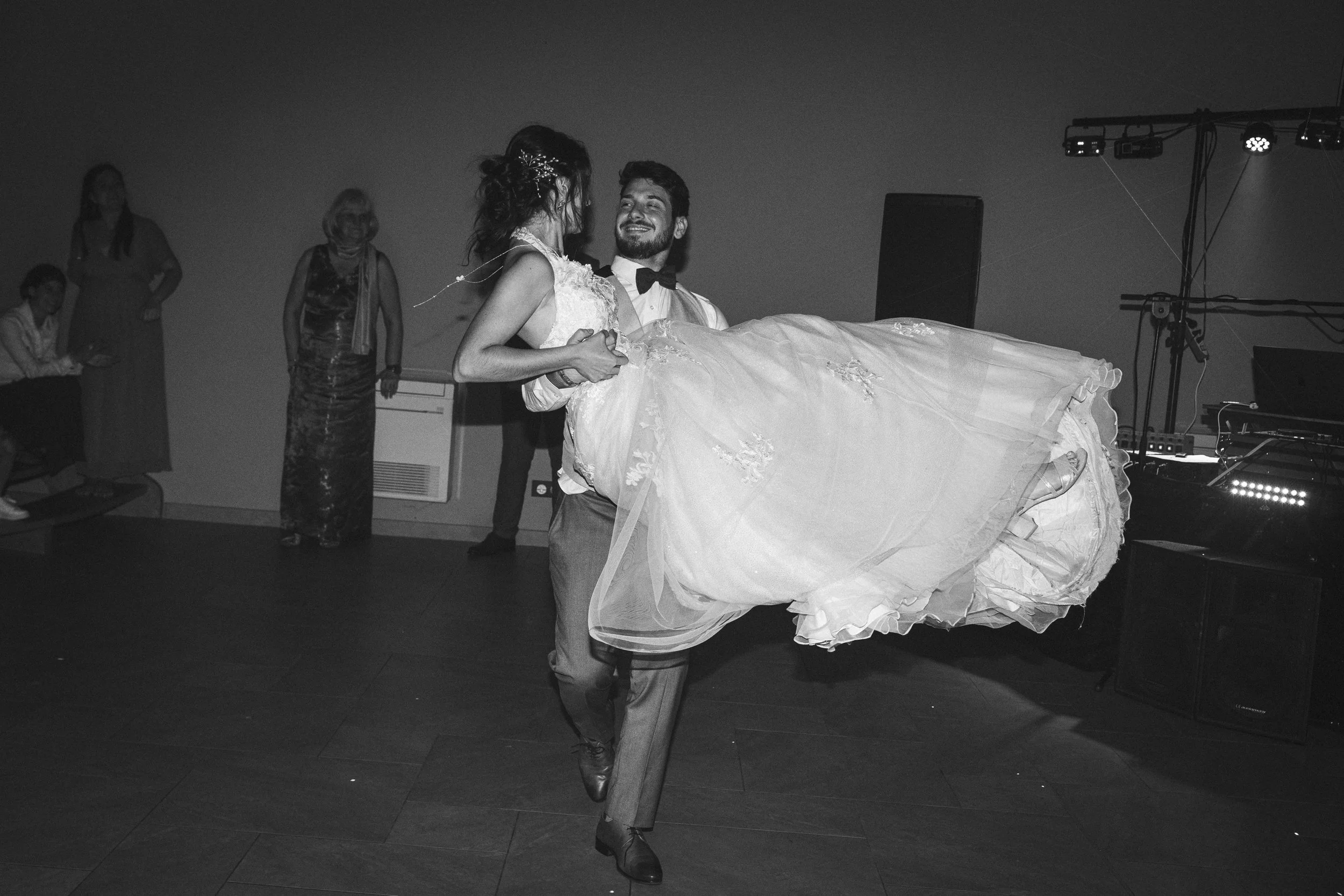 Lisa & Nathan -3450.jpg