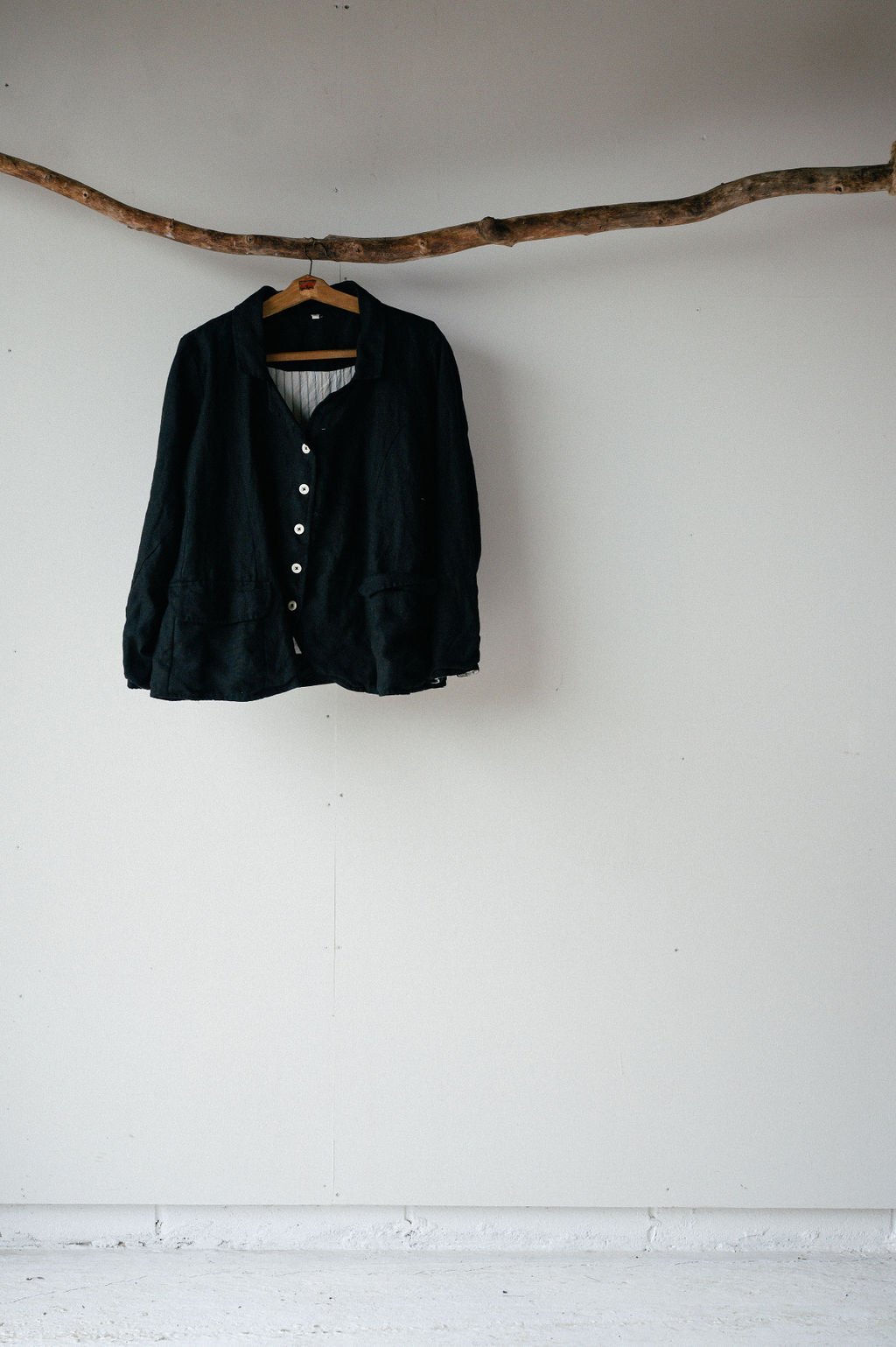 The harvest jacket - black.jpg