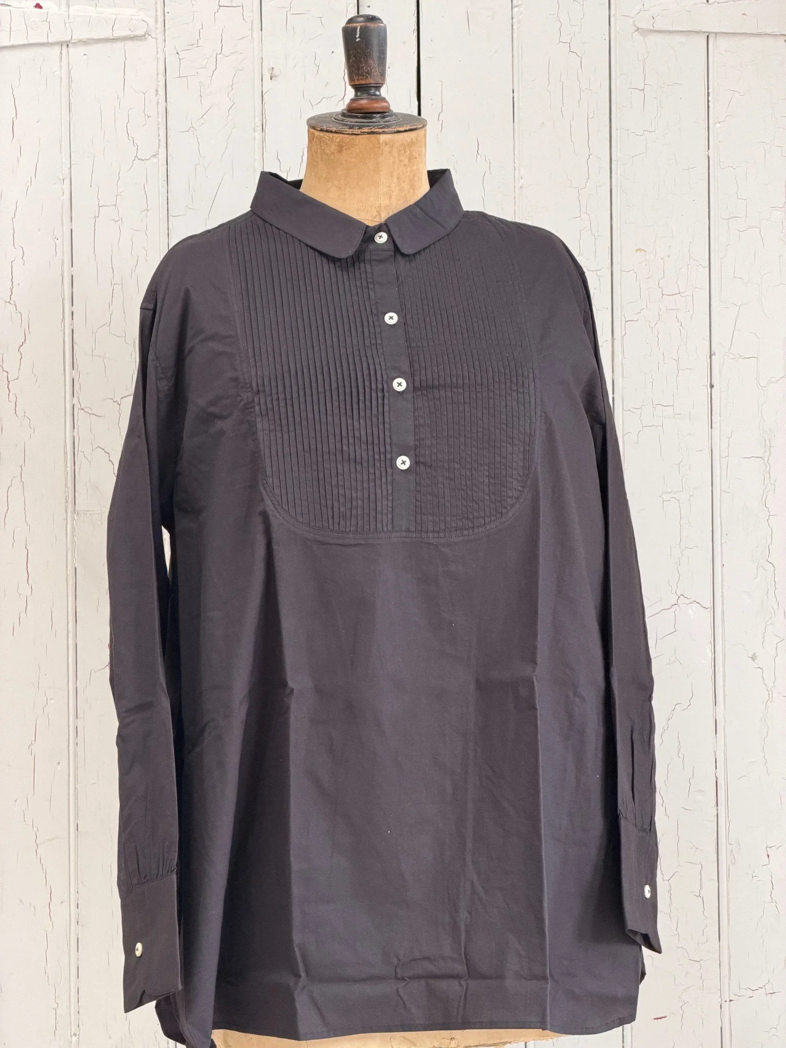 Evening Shirt in Black (1).jpg