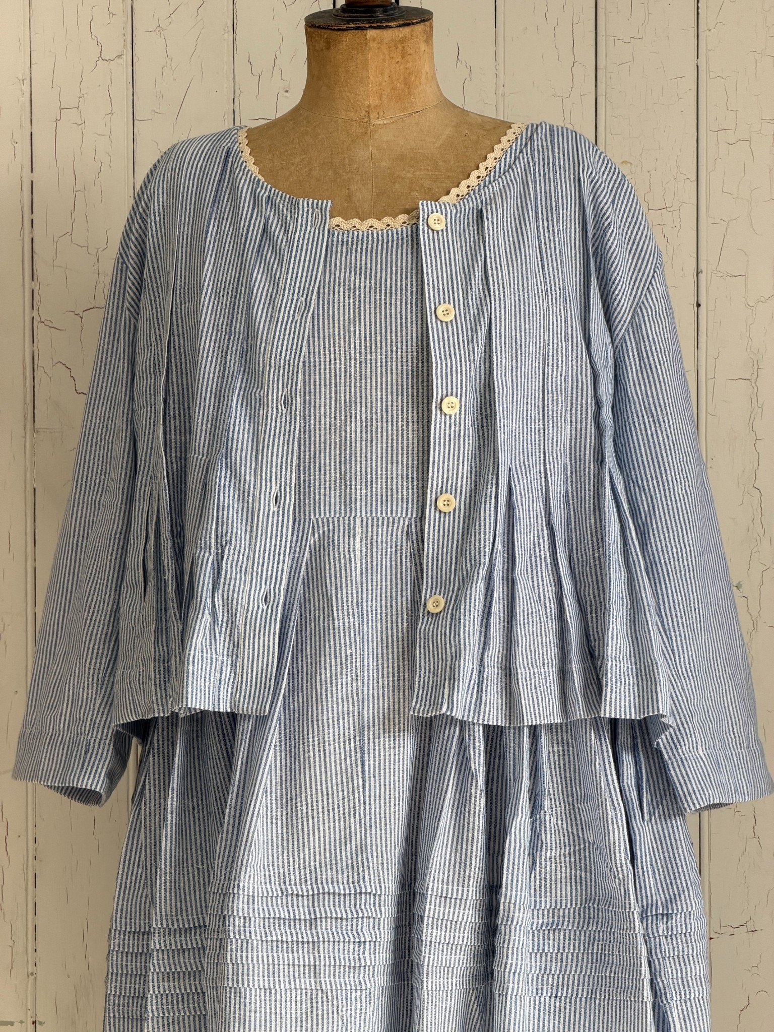The Abbey Blouse (2).jpg