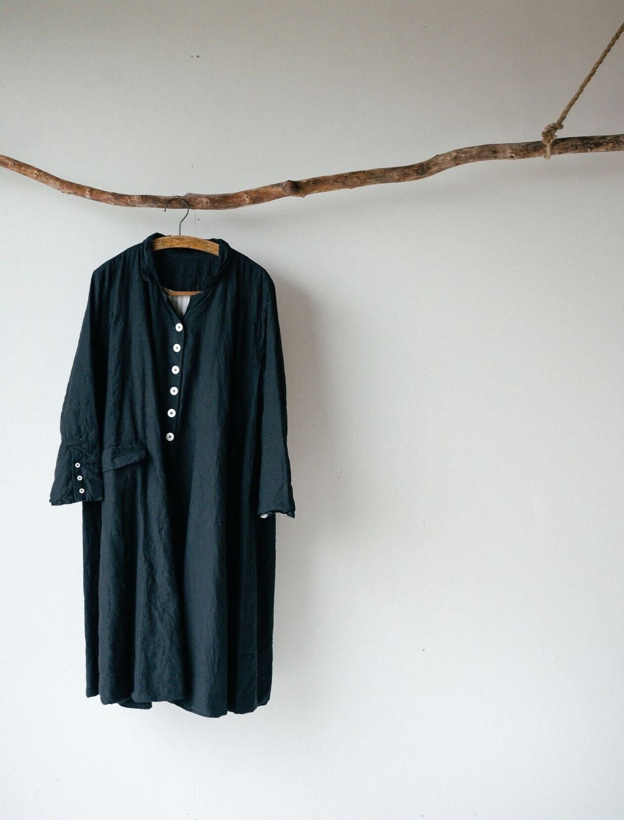 The Field Coat black.jpg