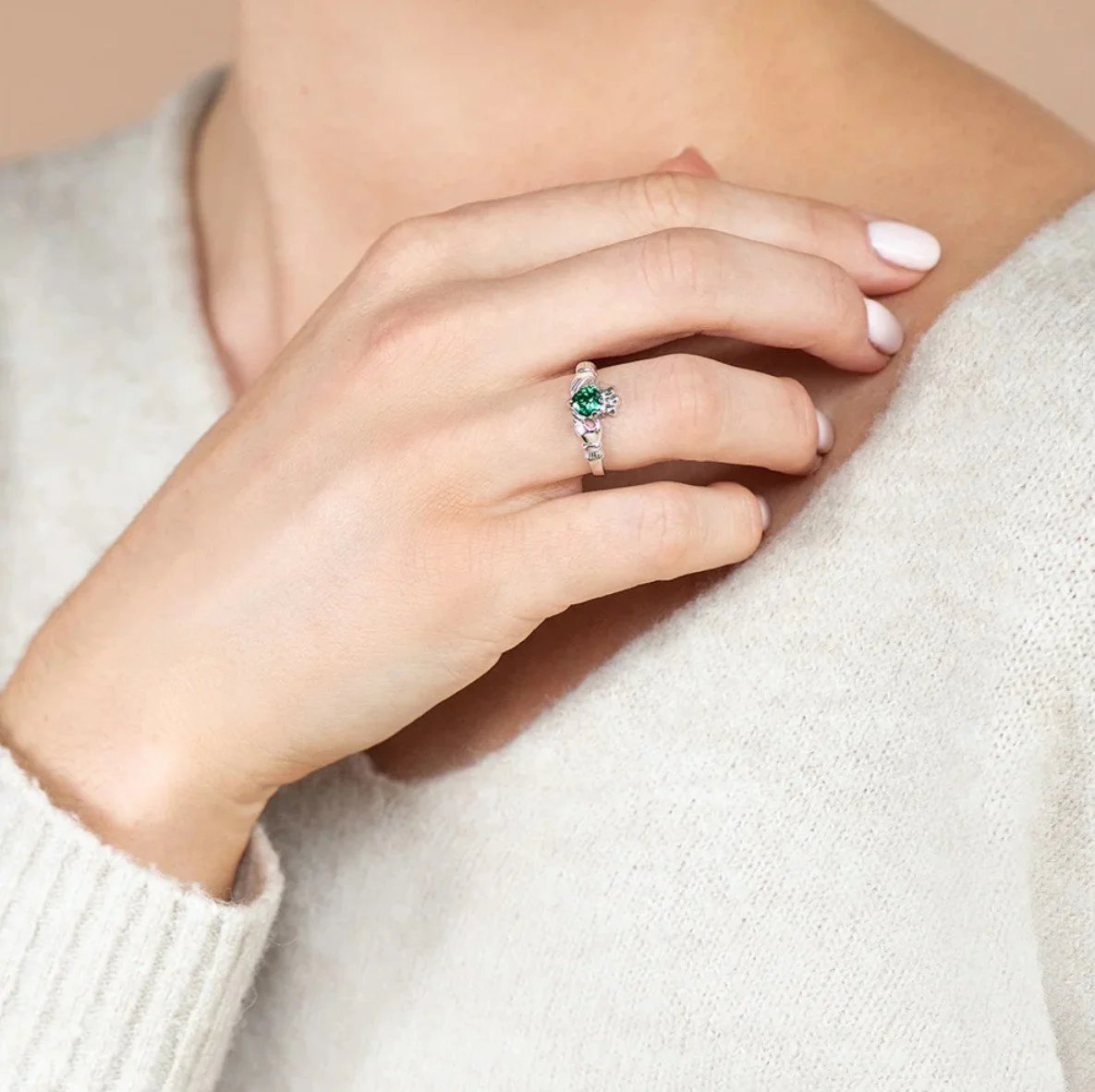 G7750-Galway Crystal Jewellery Green Crystal Claddagh Sterling Silver Ring 2.jpg