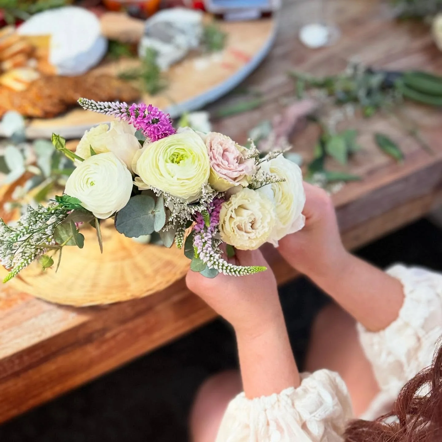 Ever wondered what goes on behind the blooms? 🌸 ✨ 
Dive into The Bloom Journal to peek at moments like this - a stunning crown crafted by a beautiful bride to be. 
Head to the link in my bio for all the flowery stories. 

🌹 Beck x 

#bridetobe2025 
