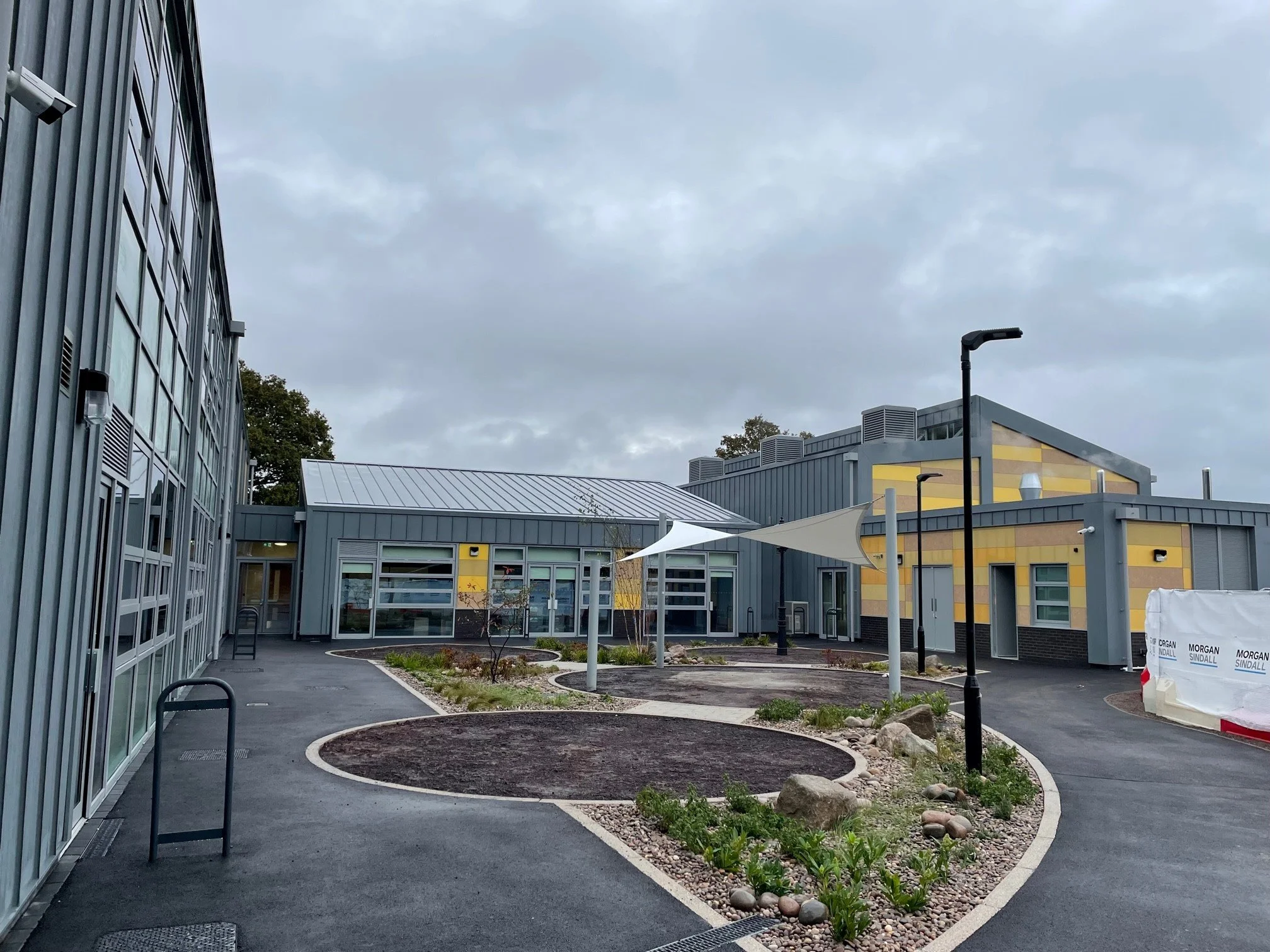 Hillbourne School 3.jpg