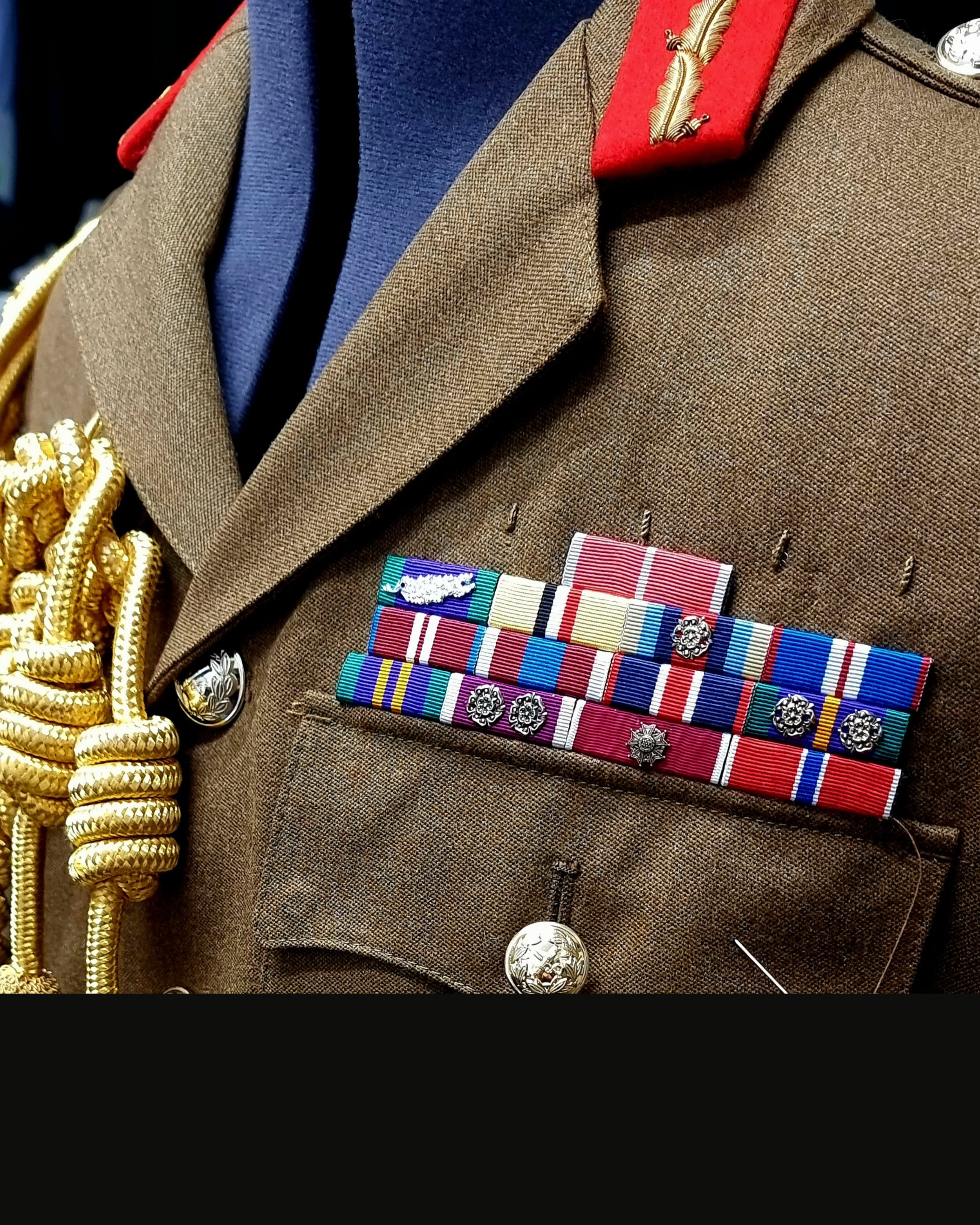 British Army medal ribbons and aiguilettes